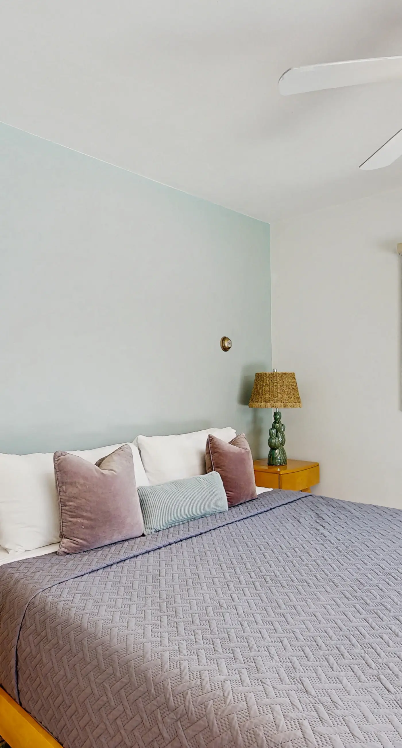 Oscar Mayer House - 1050