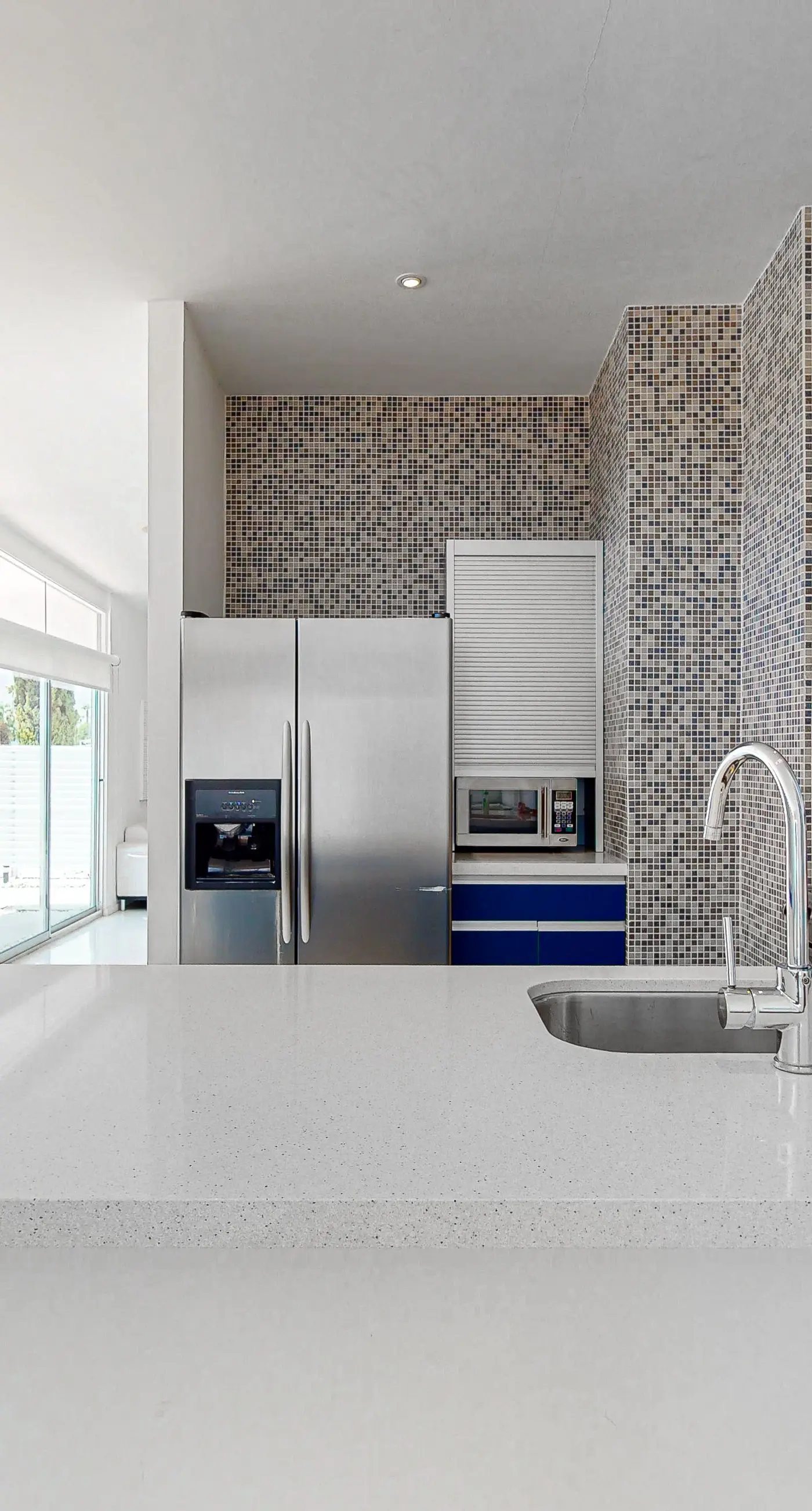 Poolside Modern Wexler - 1261