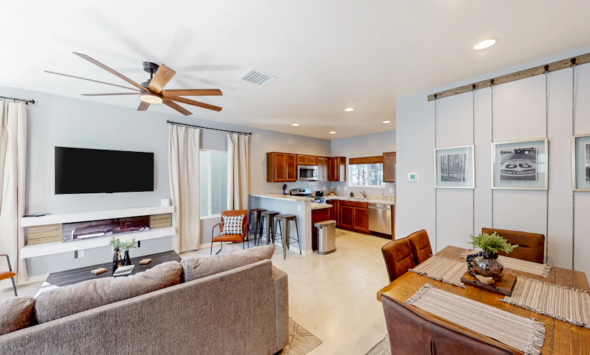 Modern, two-story condo with balcony - near downtown, NAU & great trails