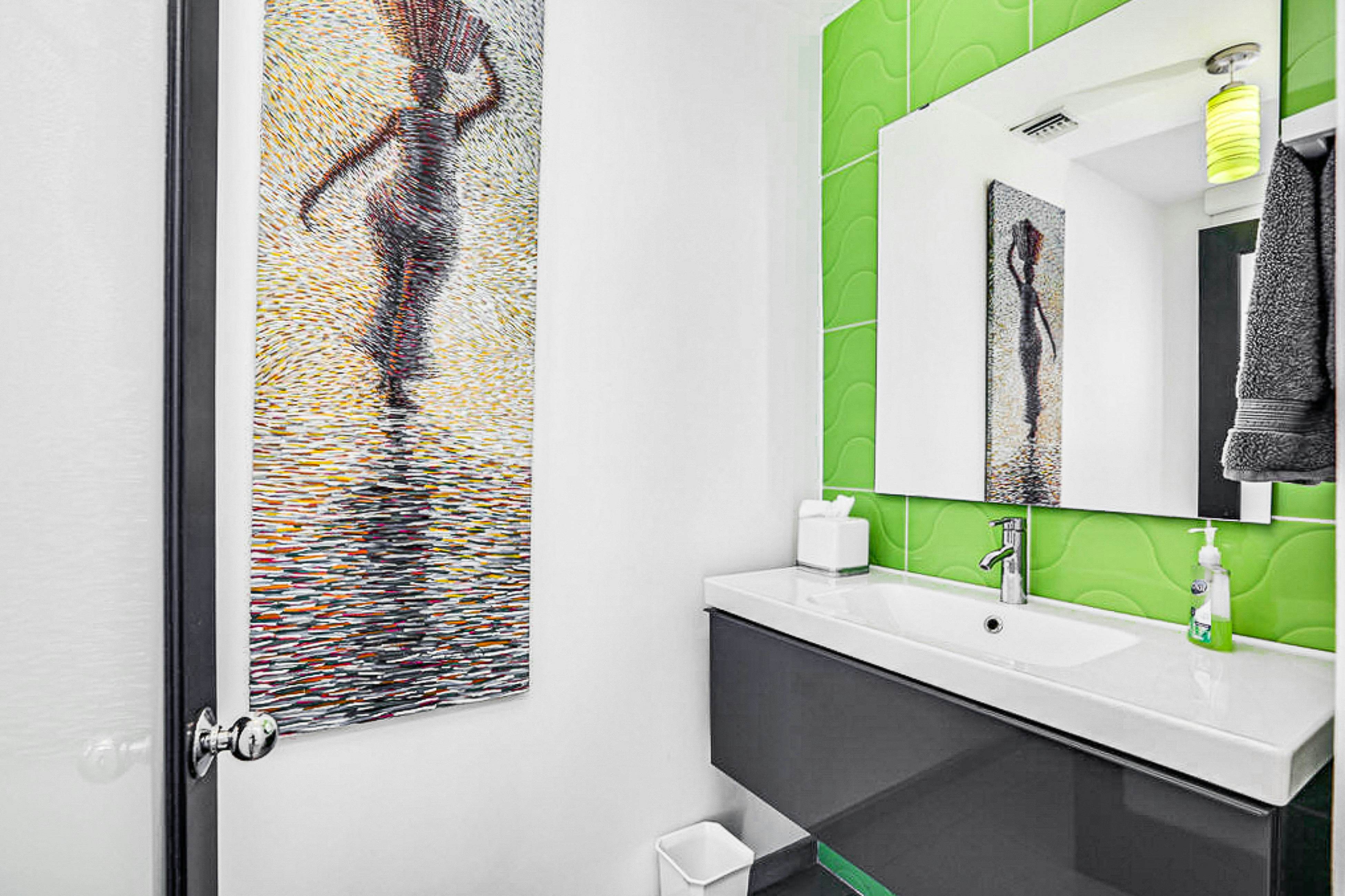 Palm Springs Timeless Beauty - 4240