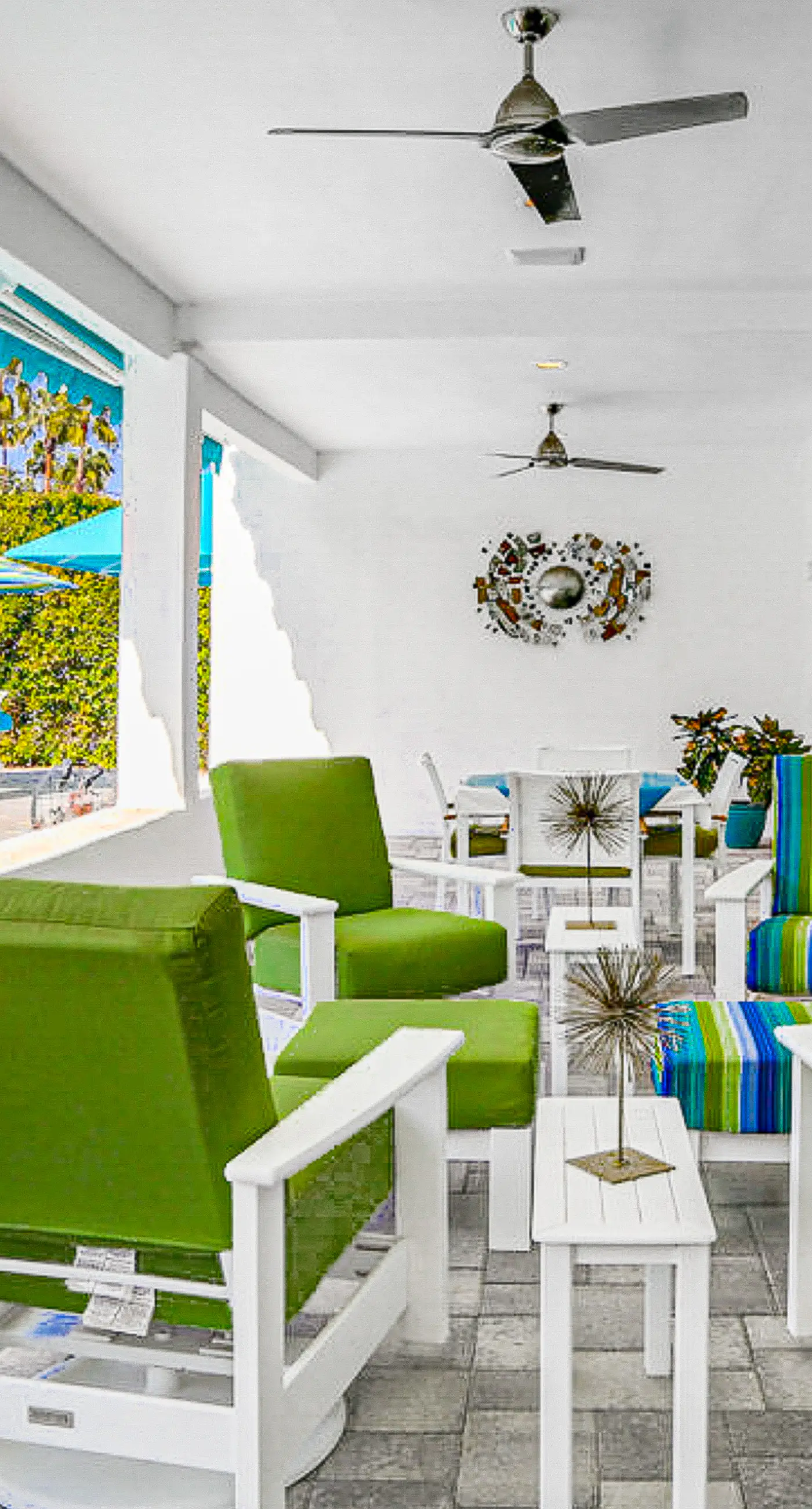 Palm Springs Timeless Beauty - 4240