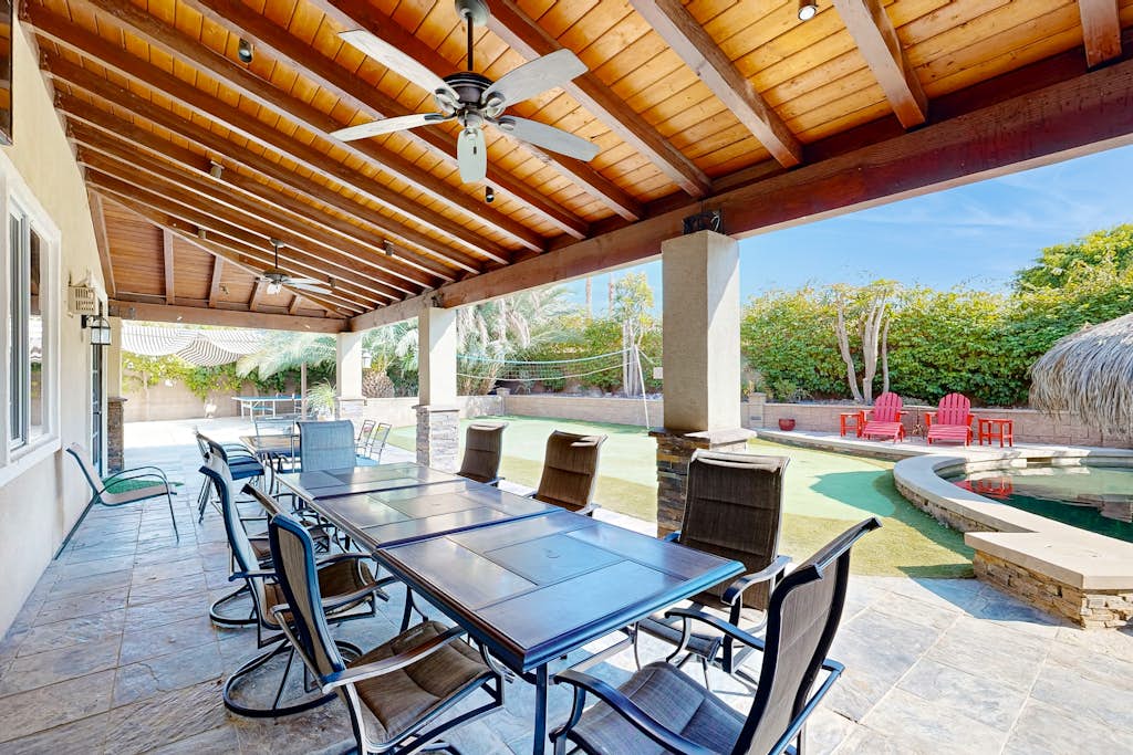 Beautiful home with private pool, outdoor kitchen & enclosed yard