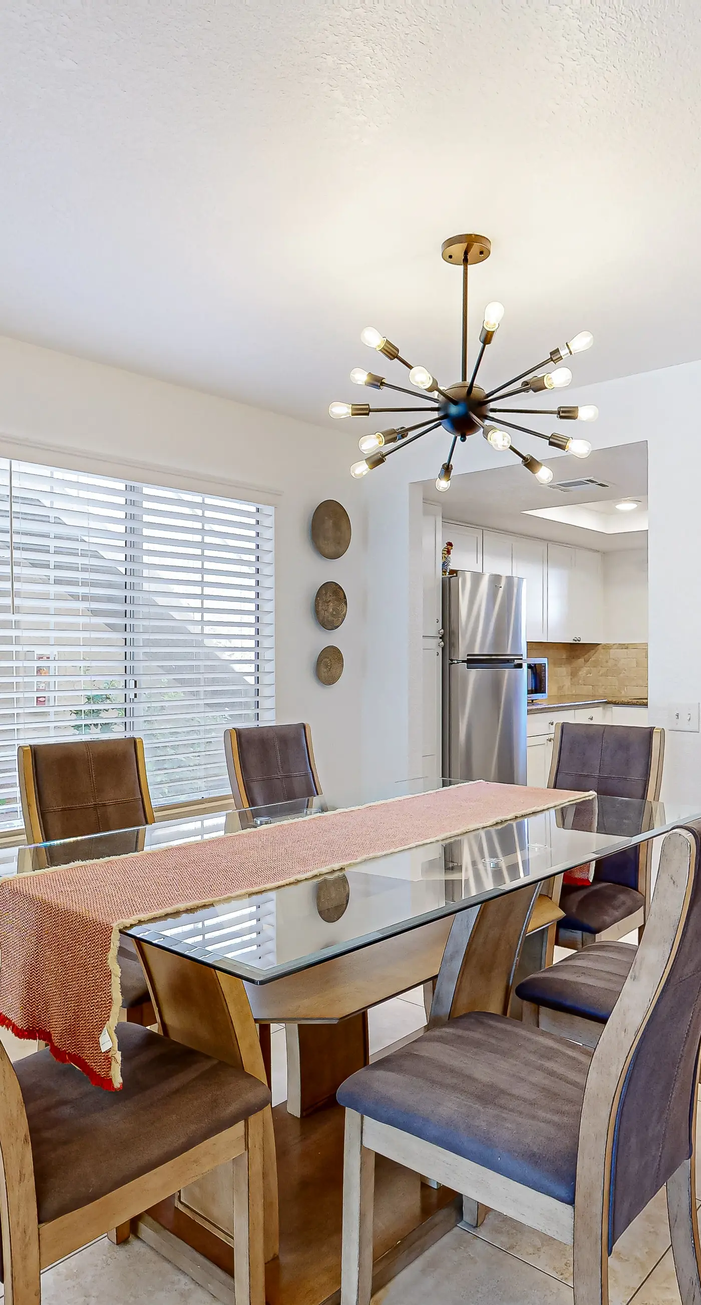 Camino Parocela L83 - 560