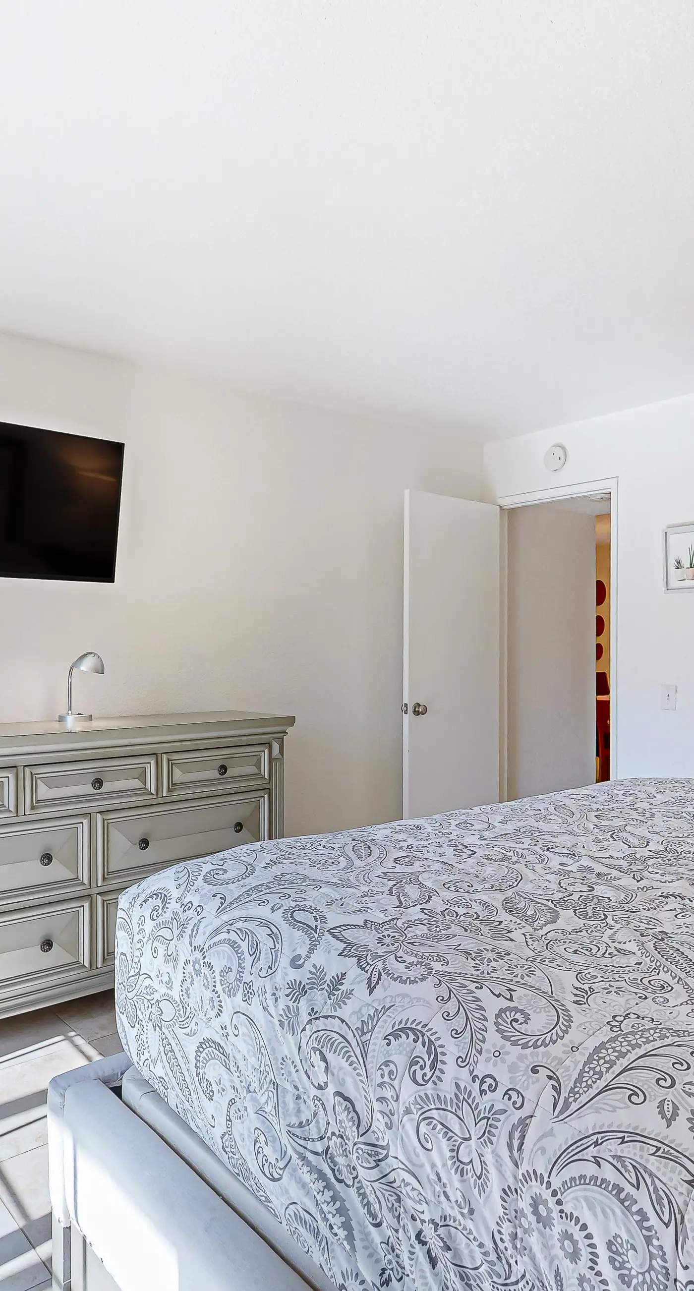 Camino Parocela L83 - 560