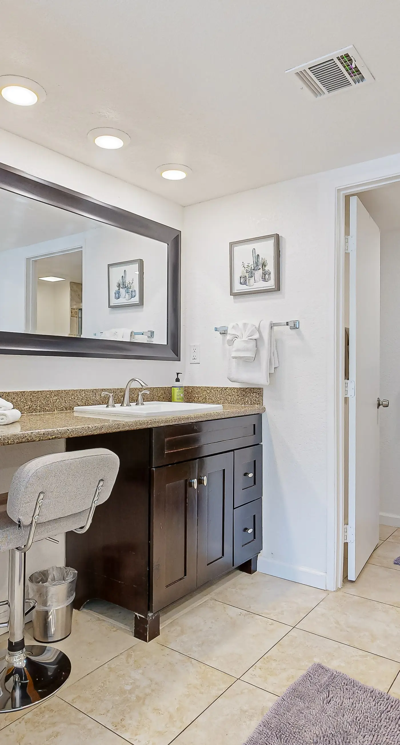 Camino Parocela L83 - 560