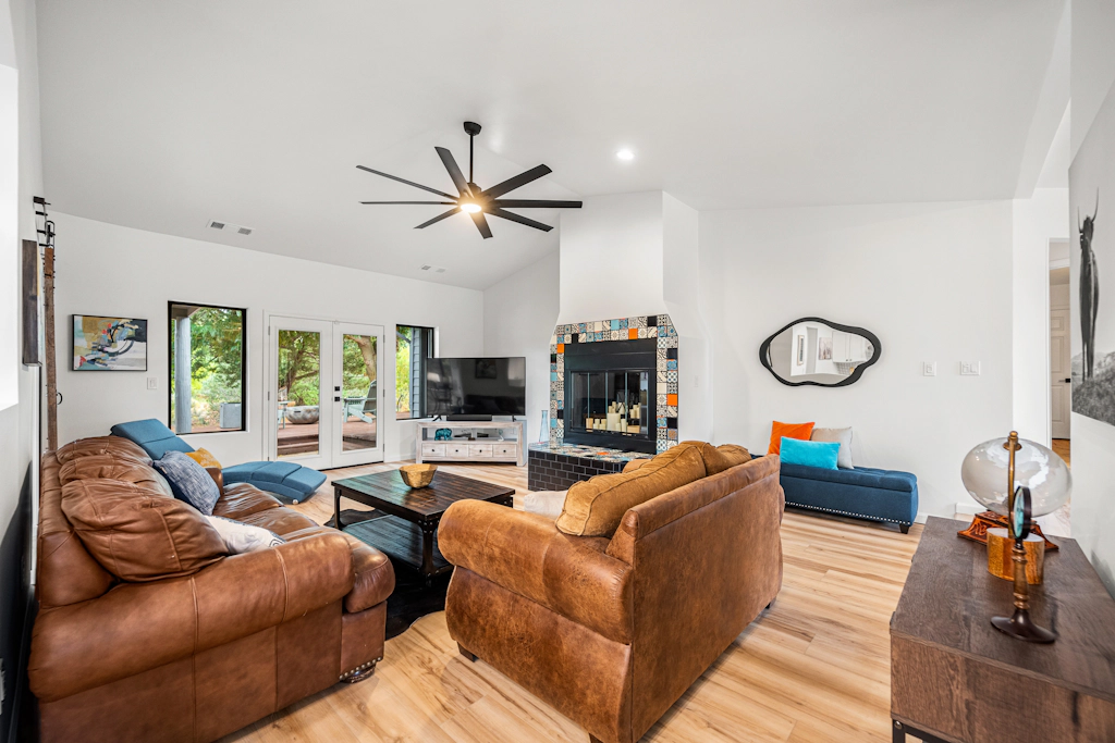 Bell Rock Sedona Paradise