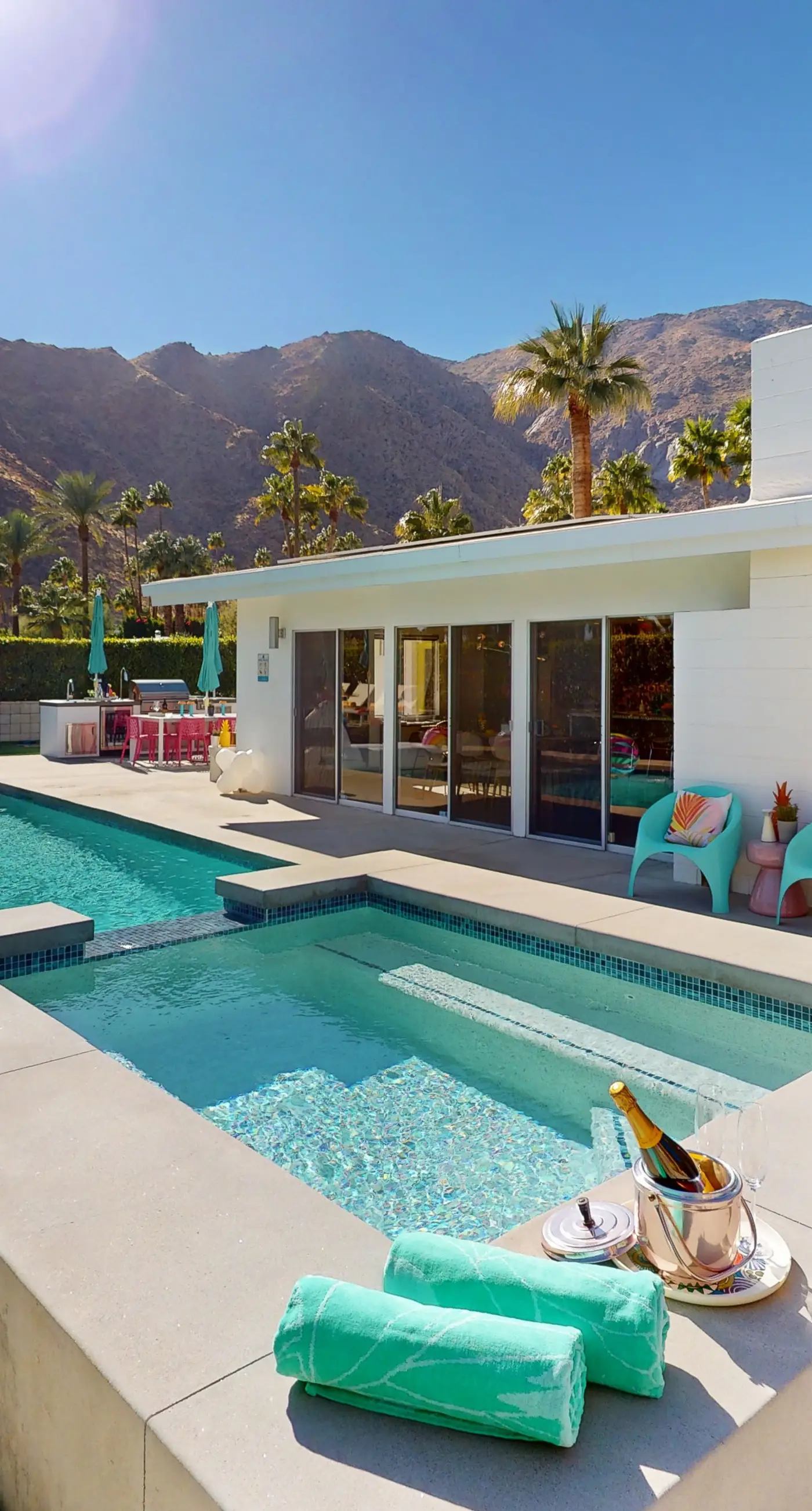 Mid-Century Alexander Stunner in Vista Las Palmas - 3800