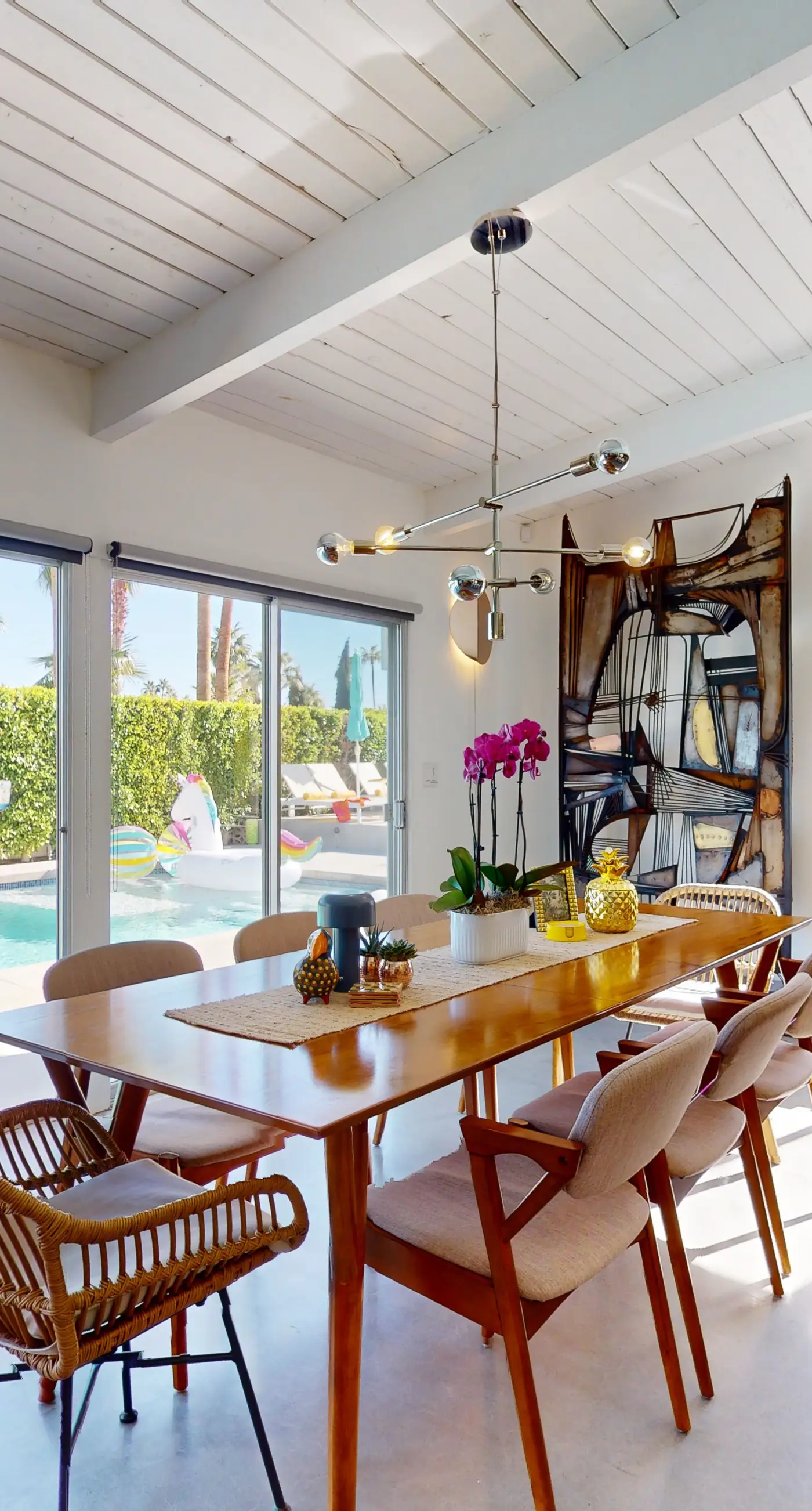 Mid-Century Alexander Stunner in Vista Las Palmas - 3800