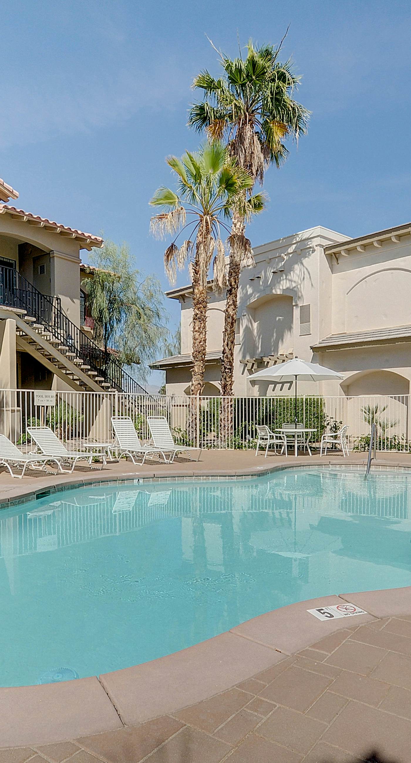 La Quinta Leisure - 260498