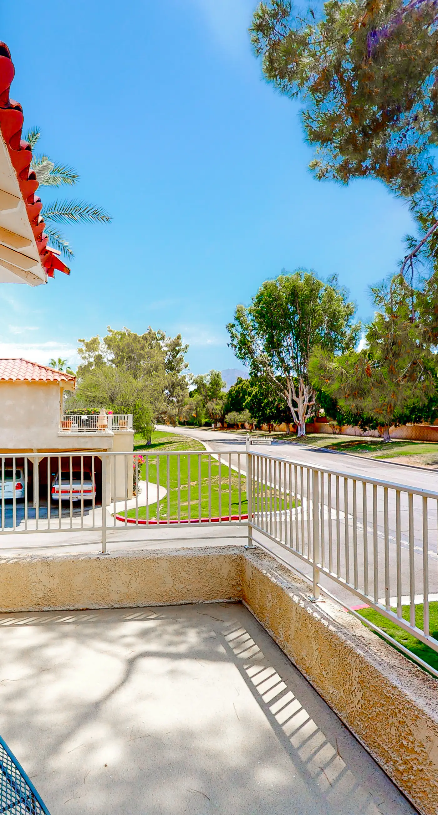 Easy Living Palm Desert