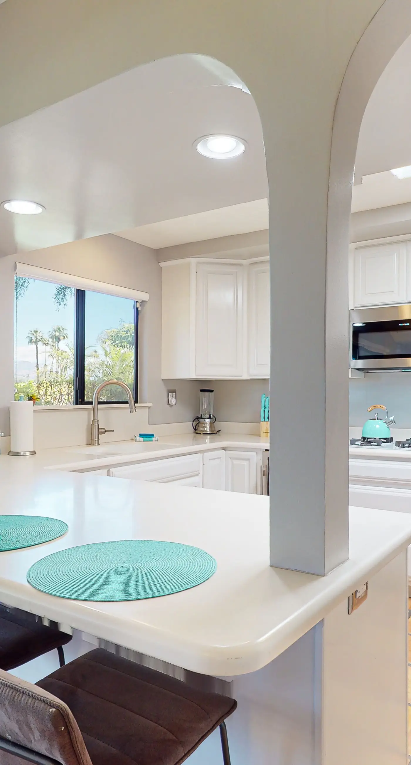 Where the Airways Meet the Fairways