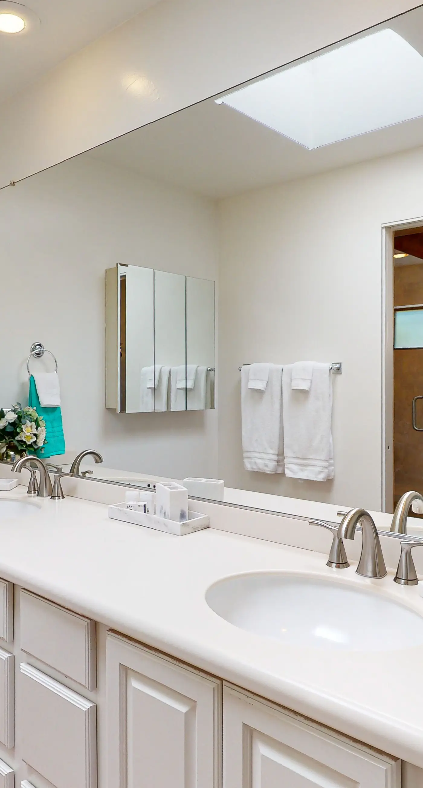 Where the Airways Meet the Fairways