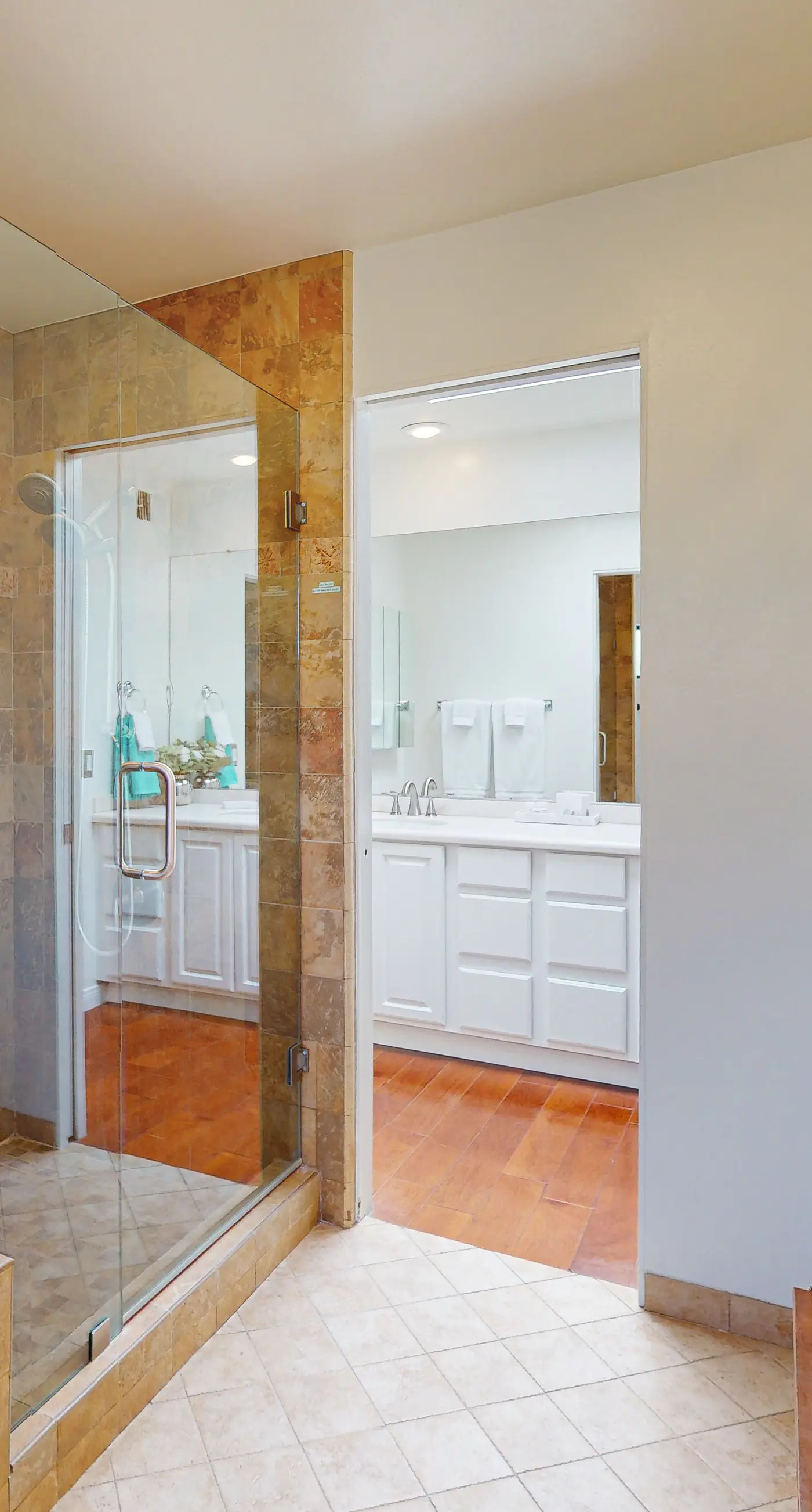 Where the Airways Meet the Fairways