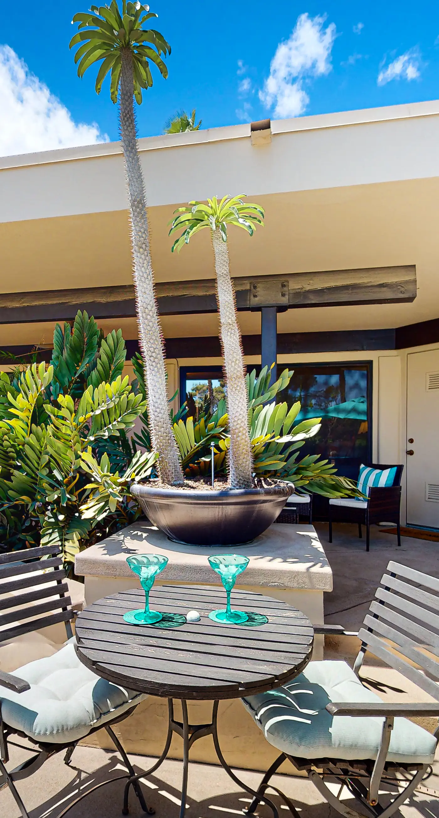 Where the Airways Meet the Fairways