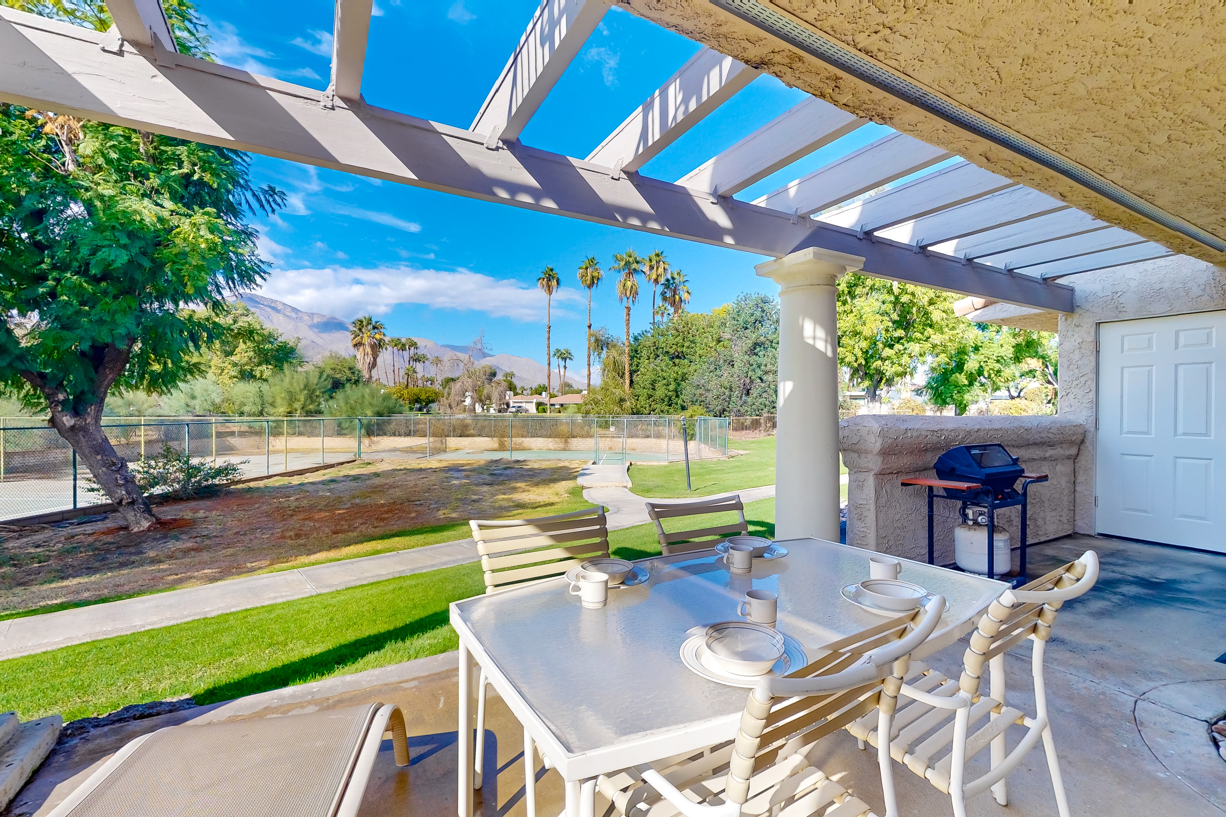 Dog-friendly condo with resort amenities & mountain views -7 night minimum