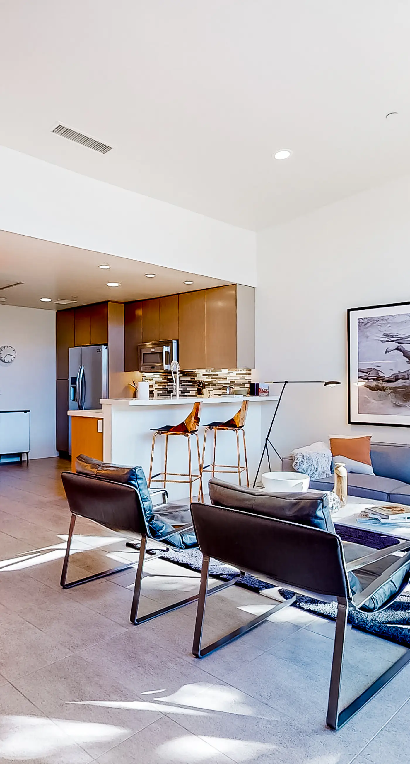 Cerritos Style - 48864