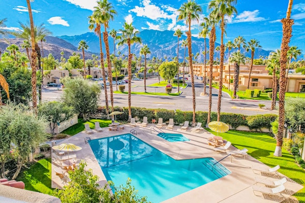 Dog-friendly, ground-floor, mountain view condo with 2 patios, pool & hot tub