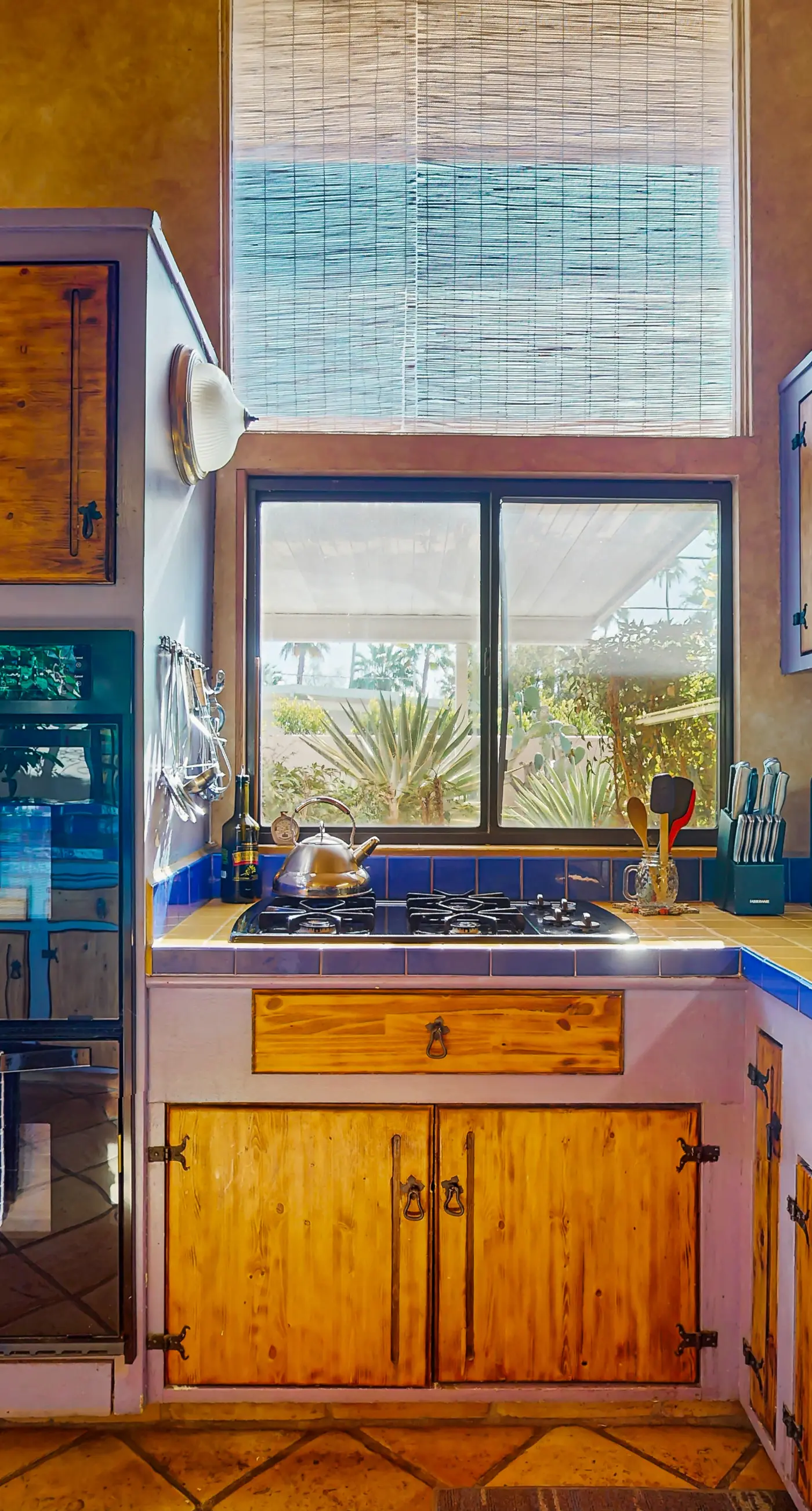 Early California Style - 290