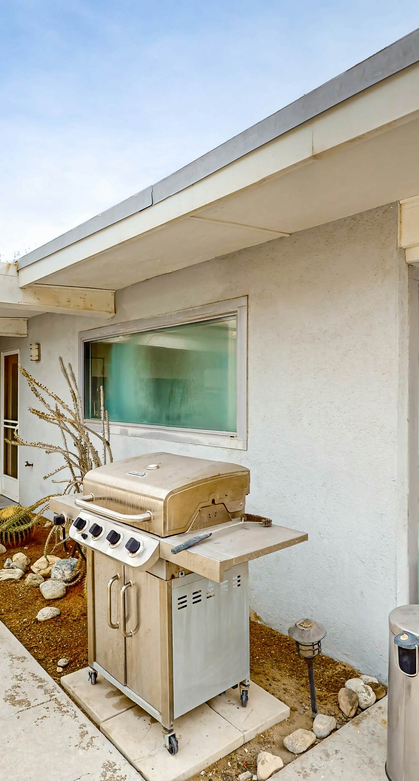 Nicola Modern - 68794