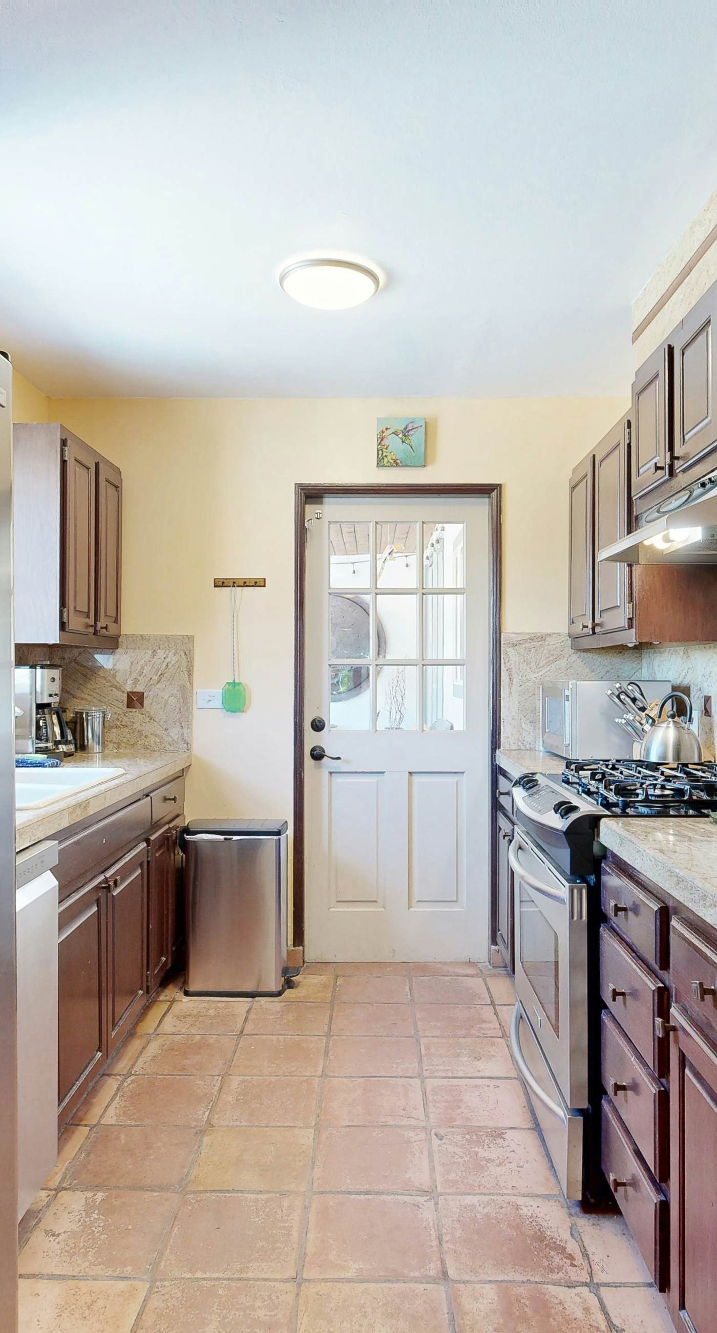 Avenida Mendoza Escape