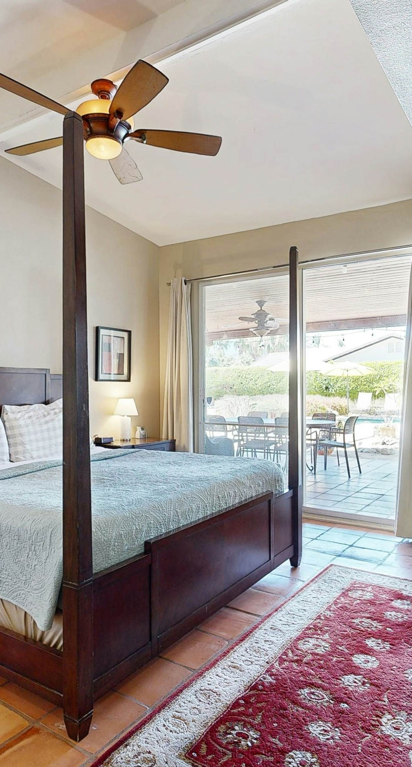 Avenida Mendoza Escape