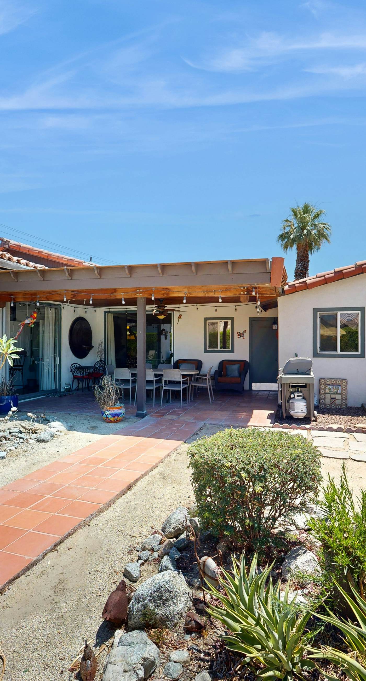 Avenida Mendoza Escape