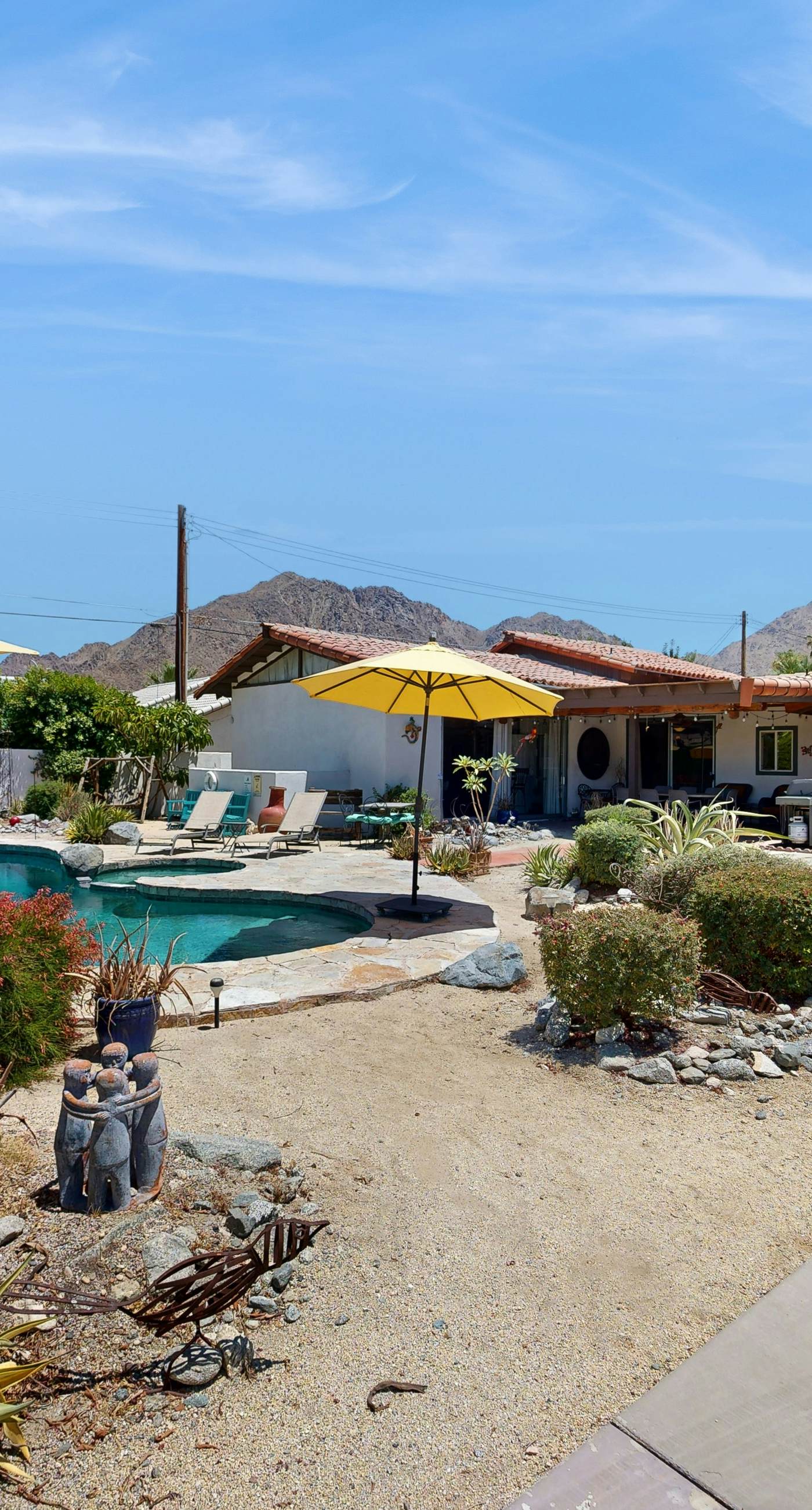 Avenida Mendoza Escape