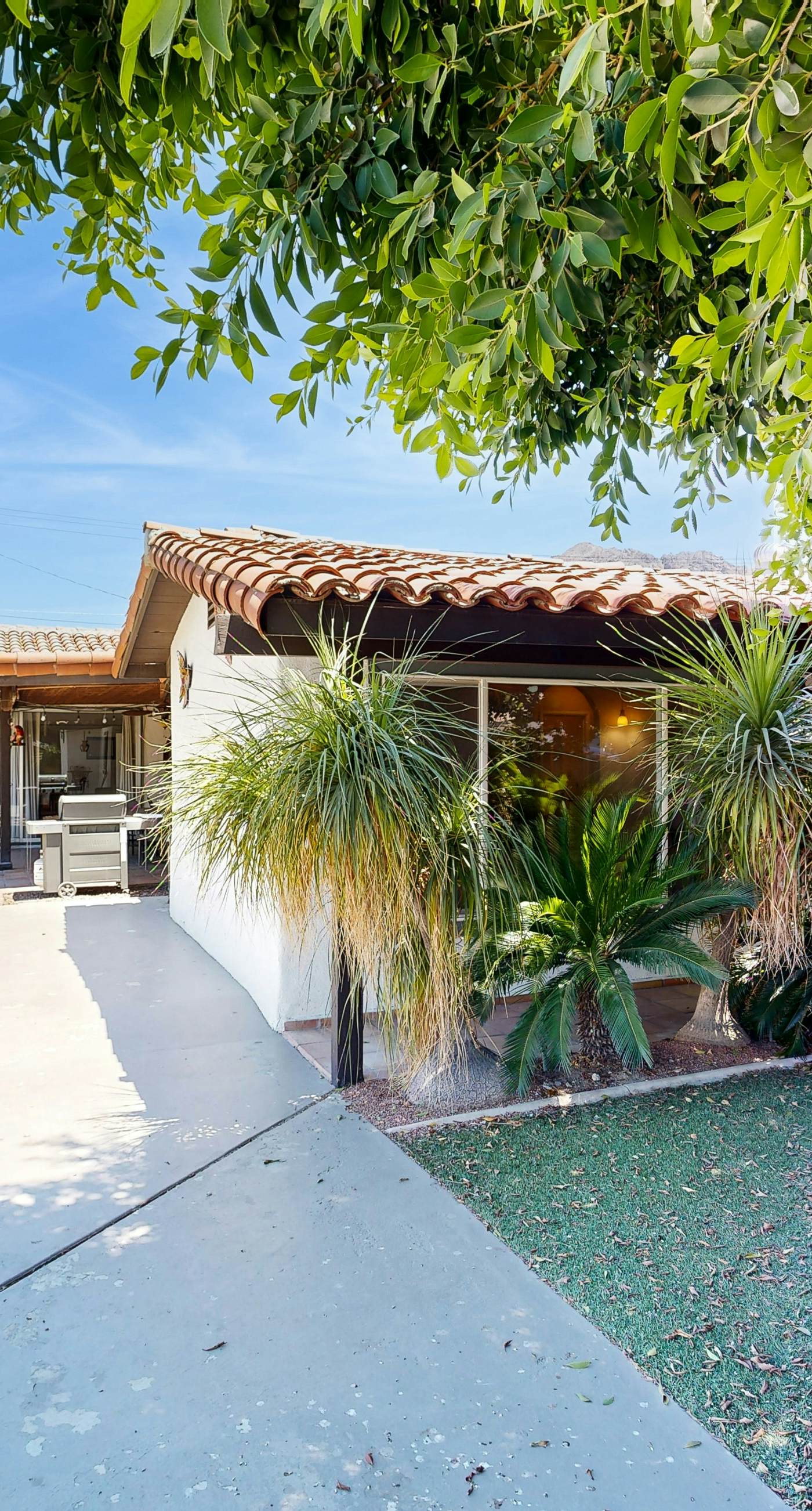 Avenida Mendoza Escape