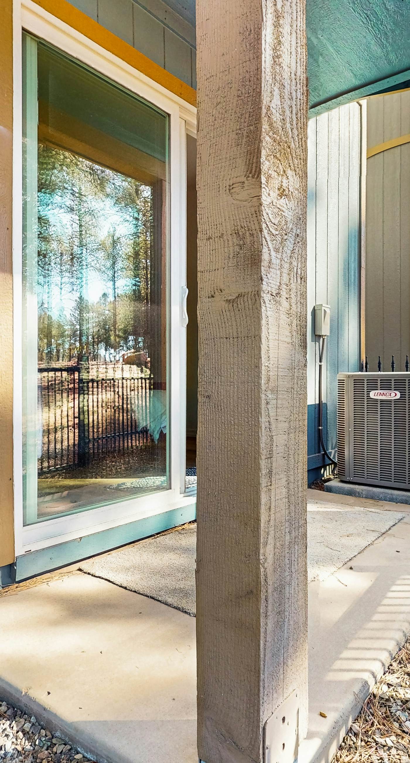 Peaks & Pines Bungalow