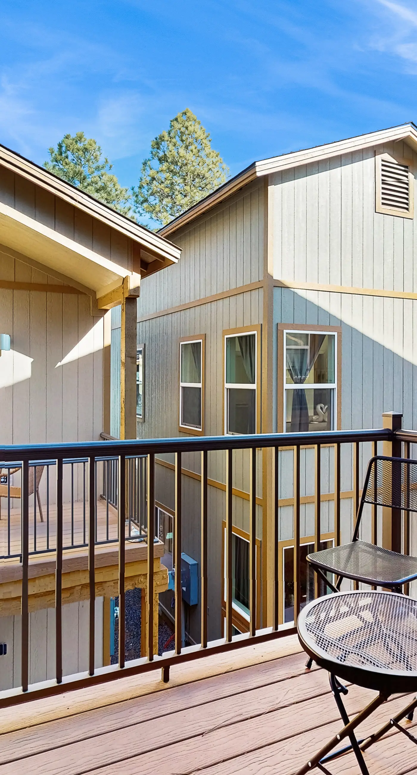 Peaks & Pines Bungalow