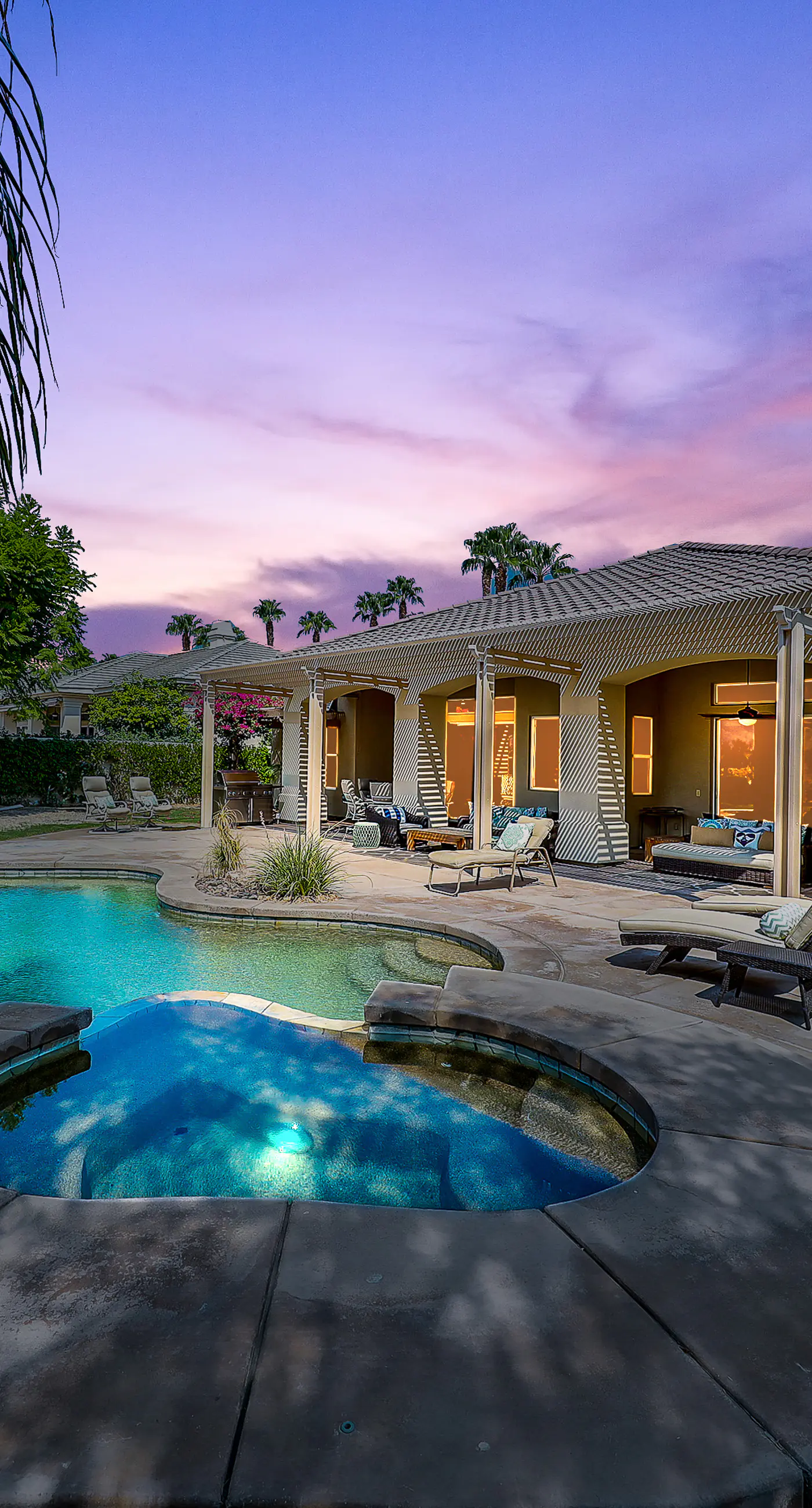 Luxury Desert Oasis
