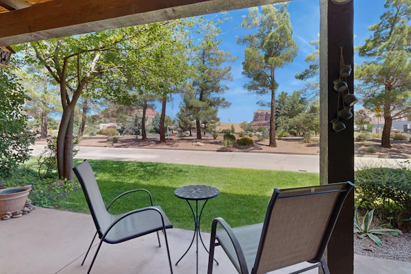 Experience Sedona Serenity — A Family-Friendly Condo with Stunning Mountain View