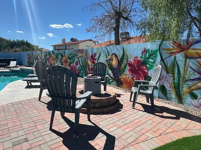 Chandler Chic Retreat