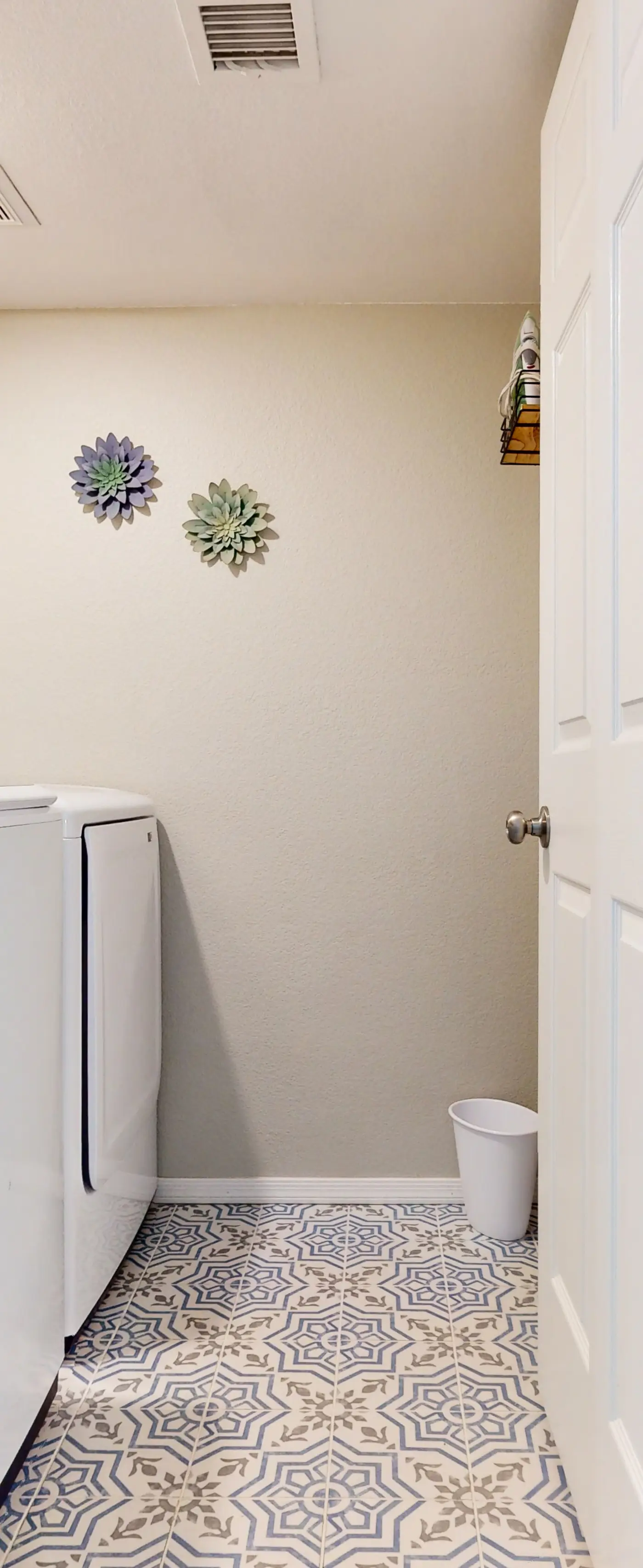 Chandler Chic Retreat