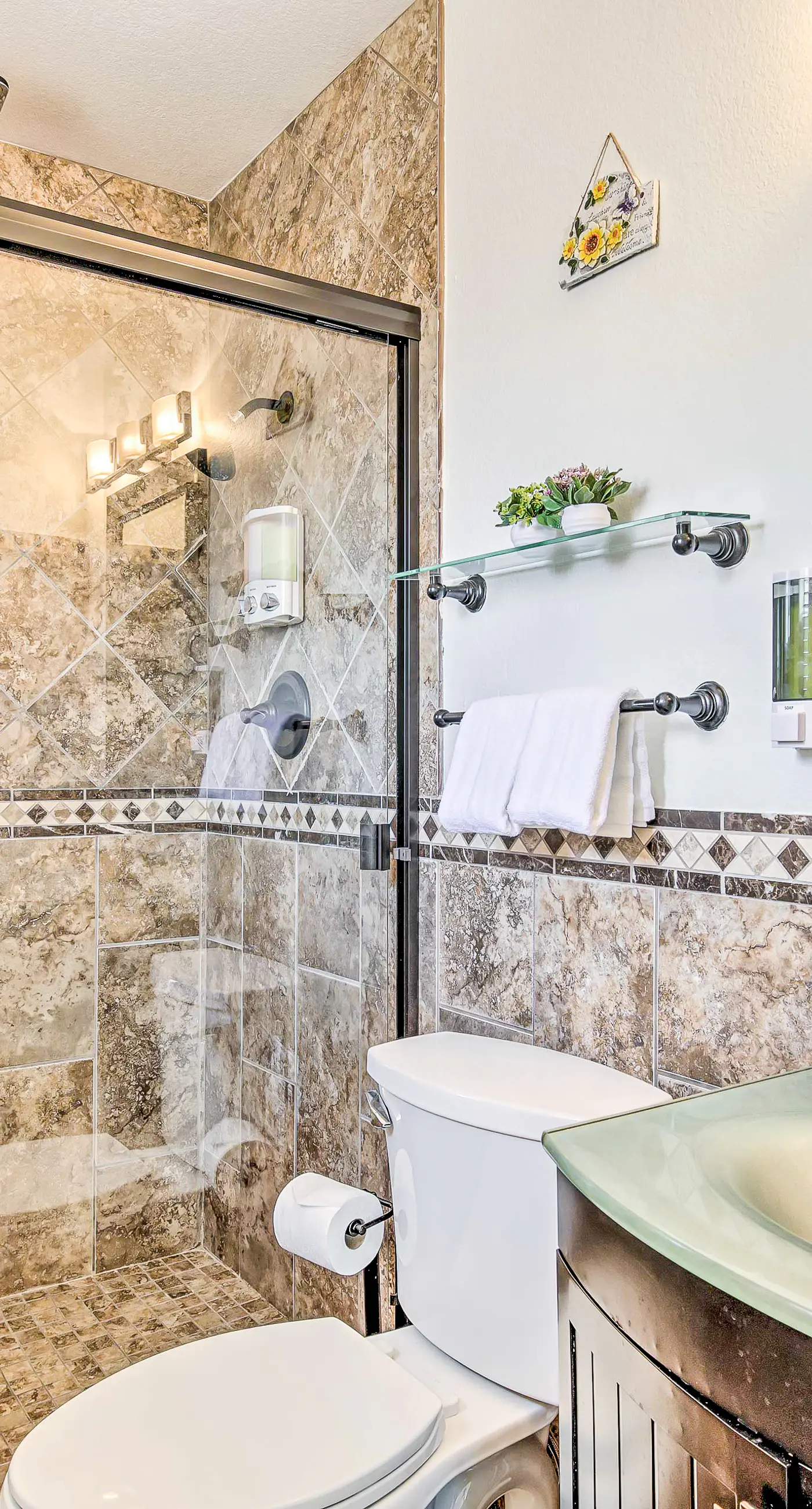 Sweet Desert Retreat