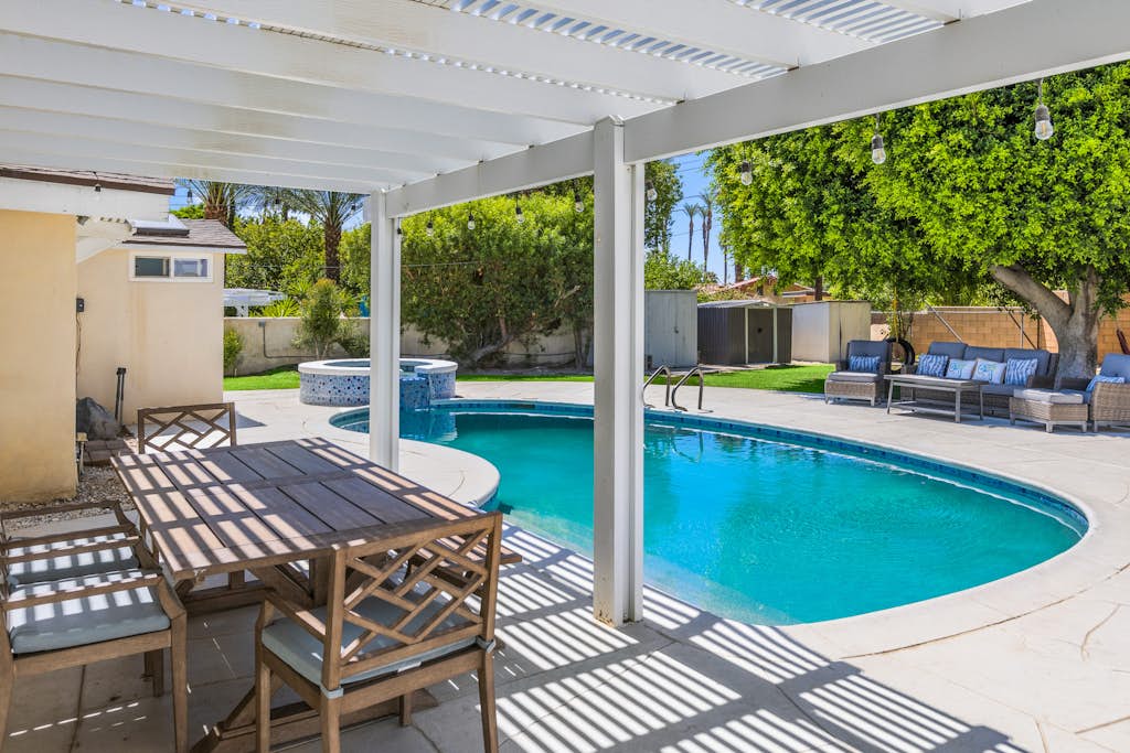 Sunshine, Style & Your Own Private Pool Retreat – Dog-Friendly!- #112181