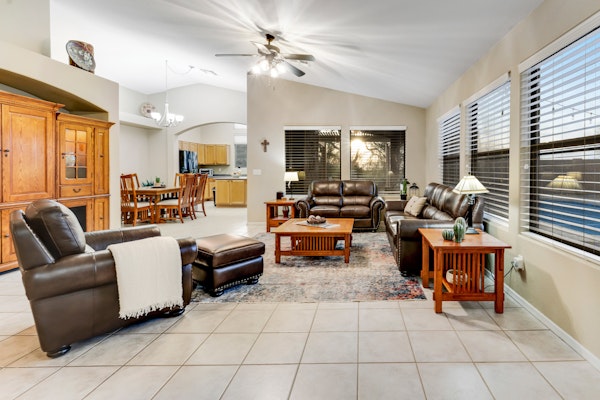 Stunning home with mountain views, pool, fast WiFi, central AC & W/D