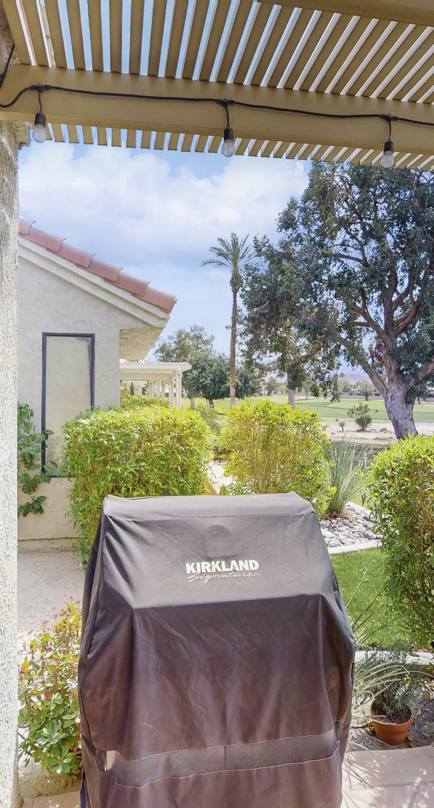 Oasis in Palm Desert Resorter