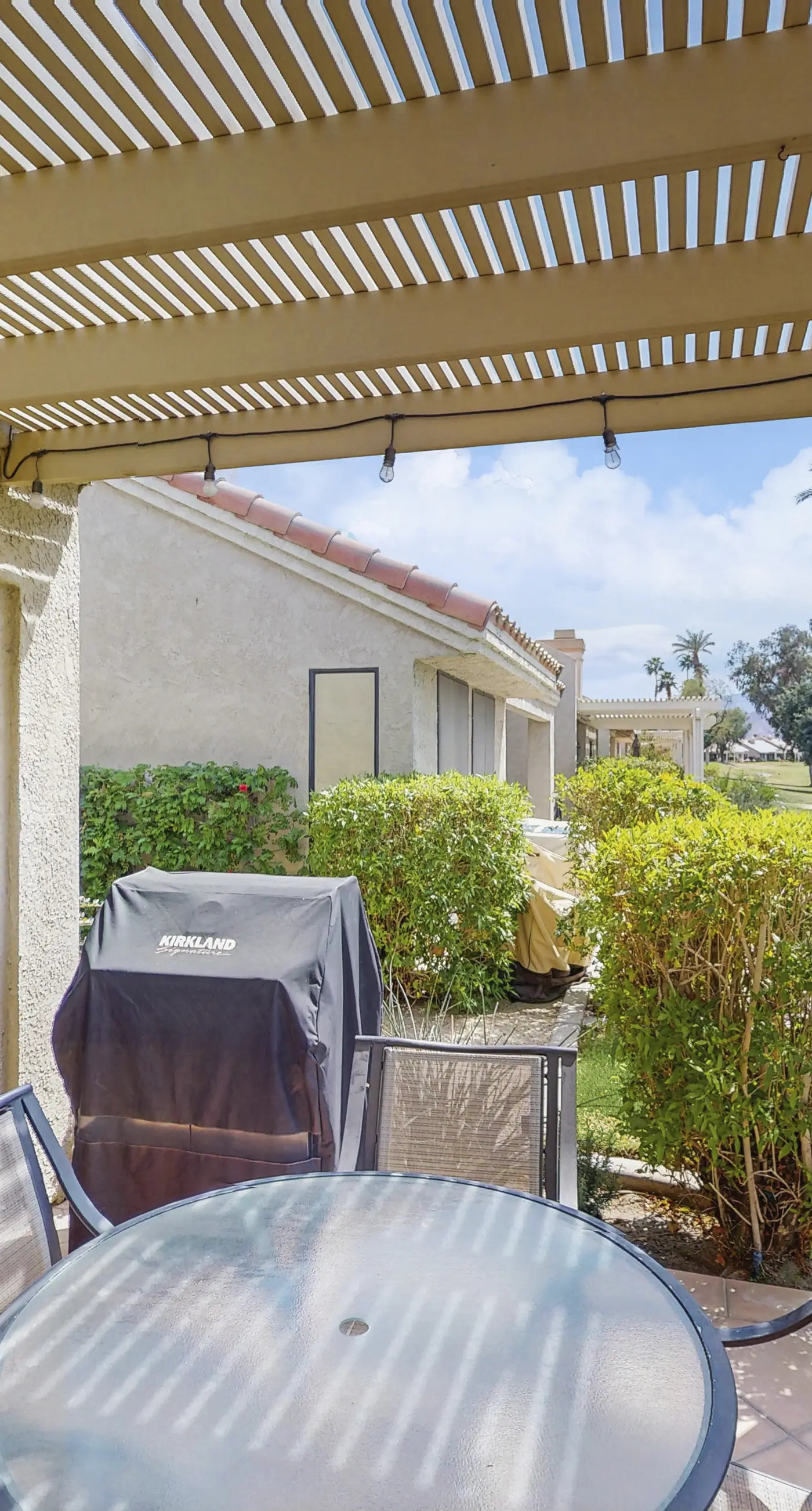 Oasis in Palm Desert Resorter