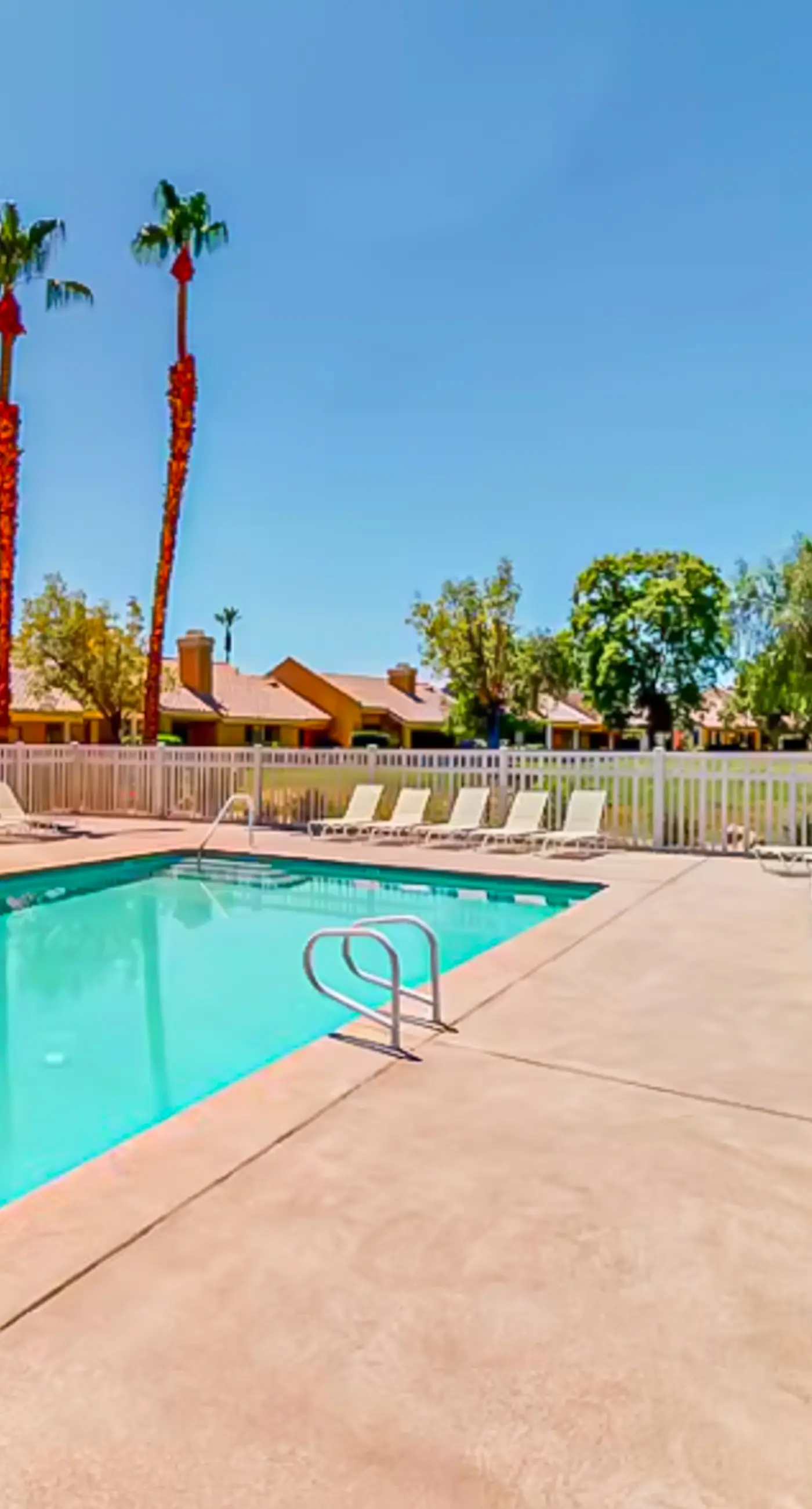 Oasis in Palm Desert Resorter