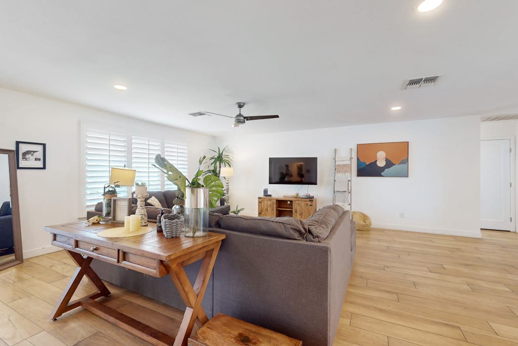 Designer getaway with private pool, firepit, walled yard & RV parking