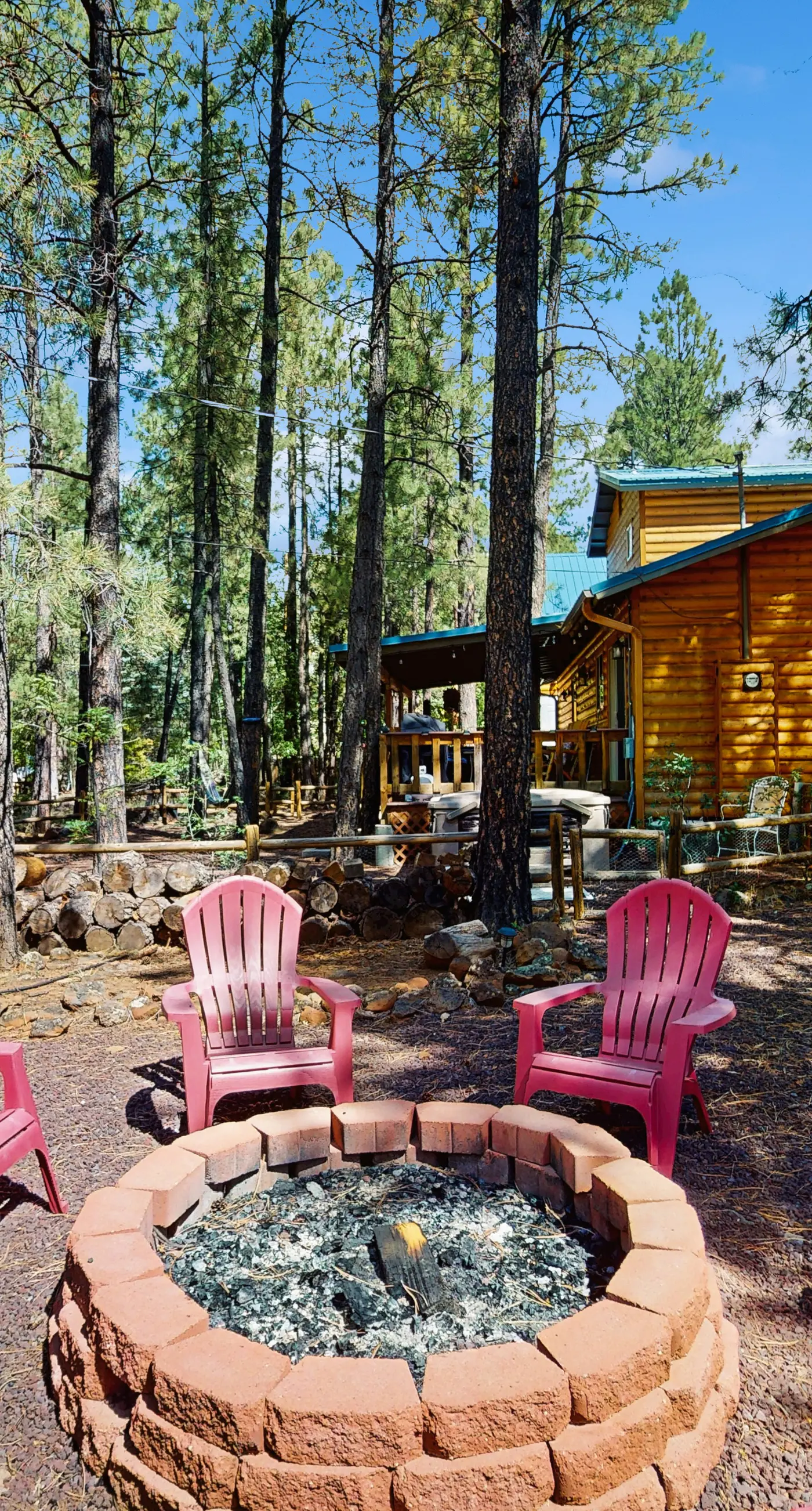 Dam Fun Cabin