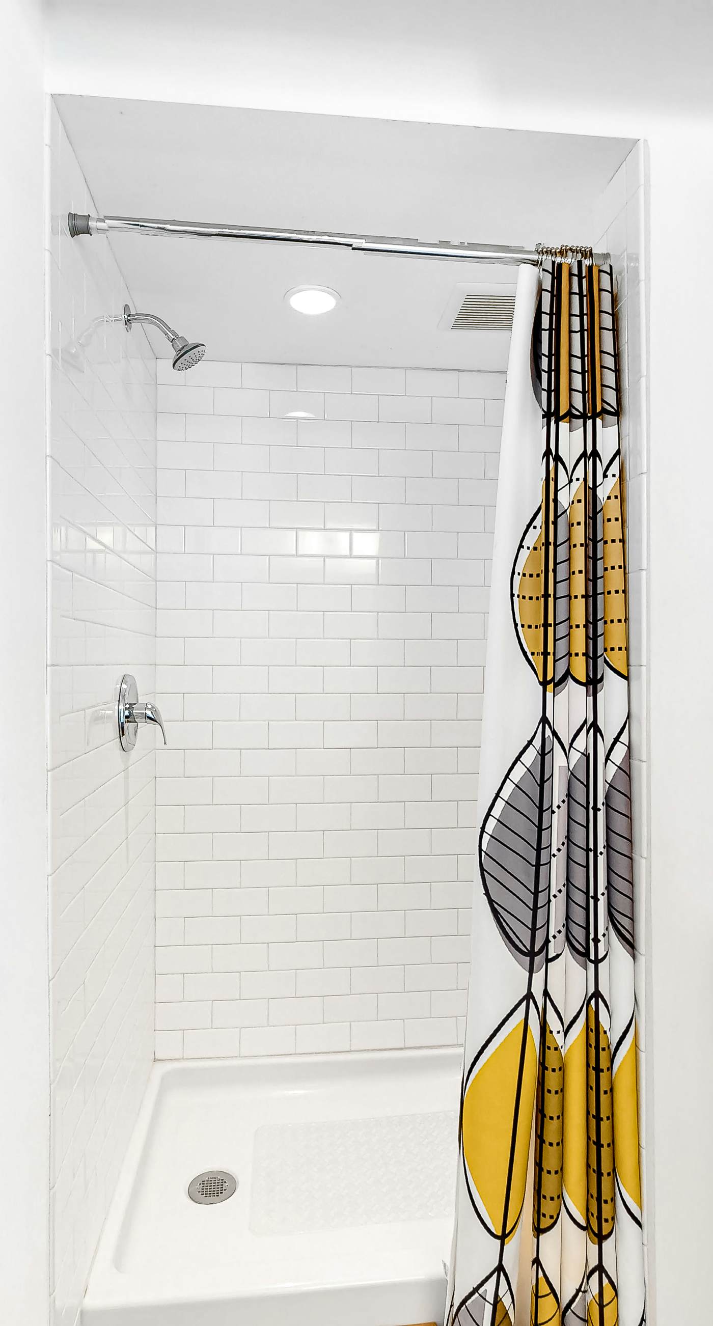 The Arrow of Twin Palms - Midcentury Alexander - 3505