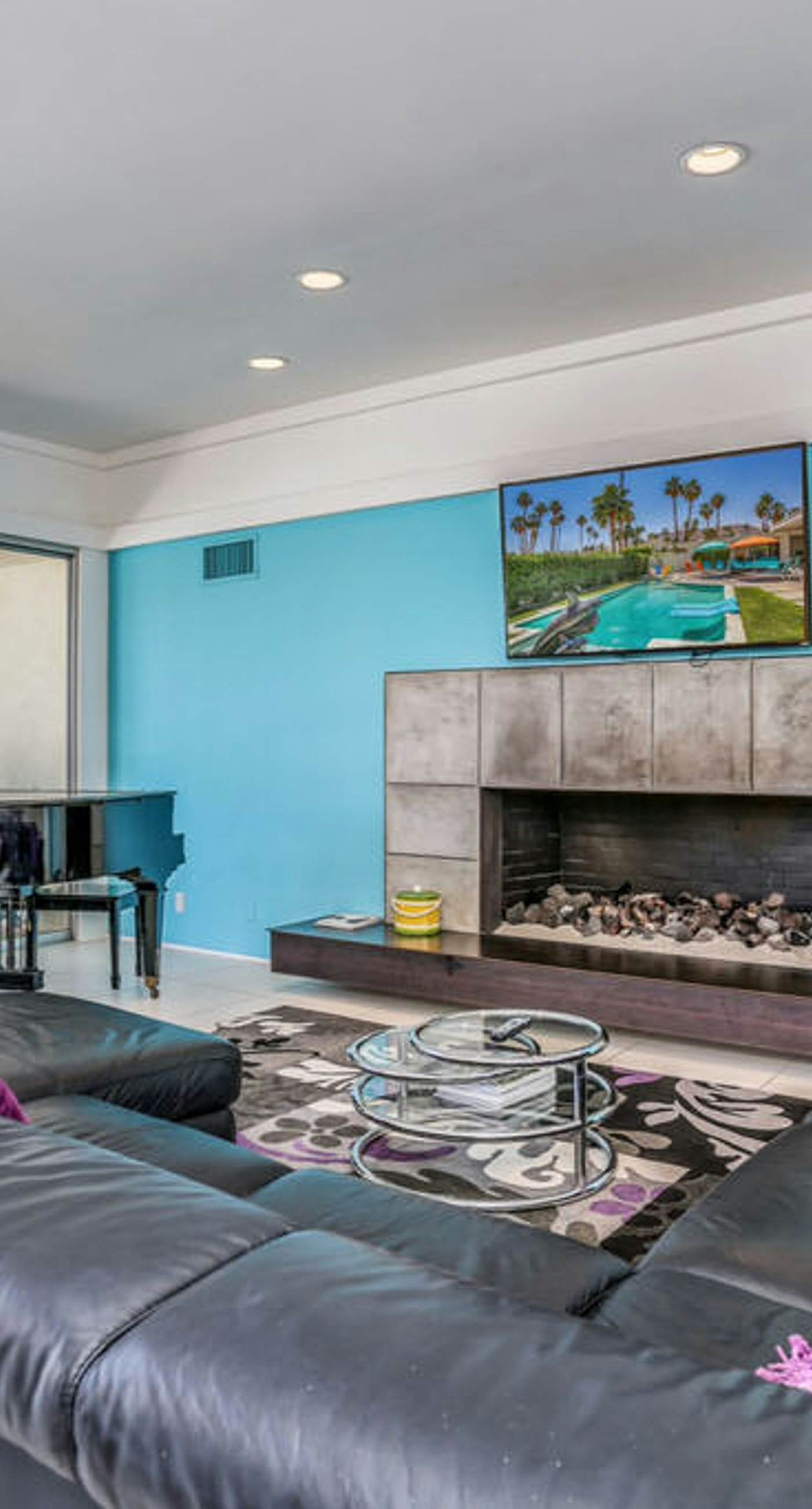 The Martini House - 380