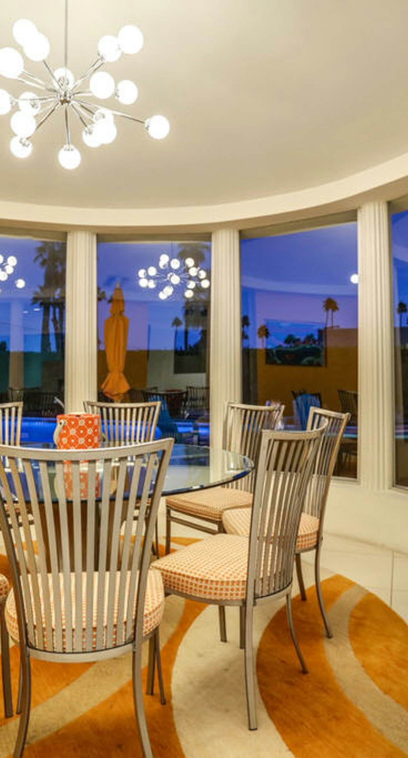 The Martini House - 380