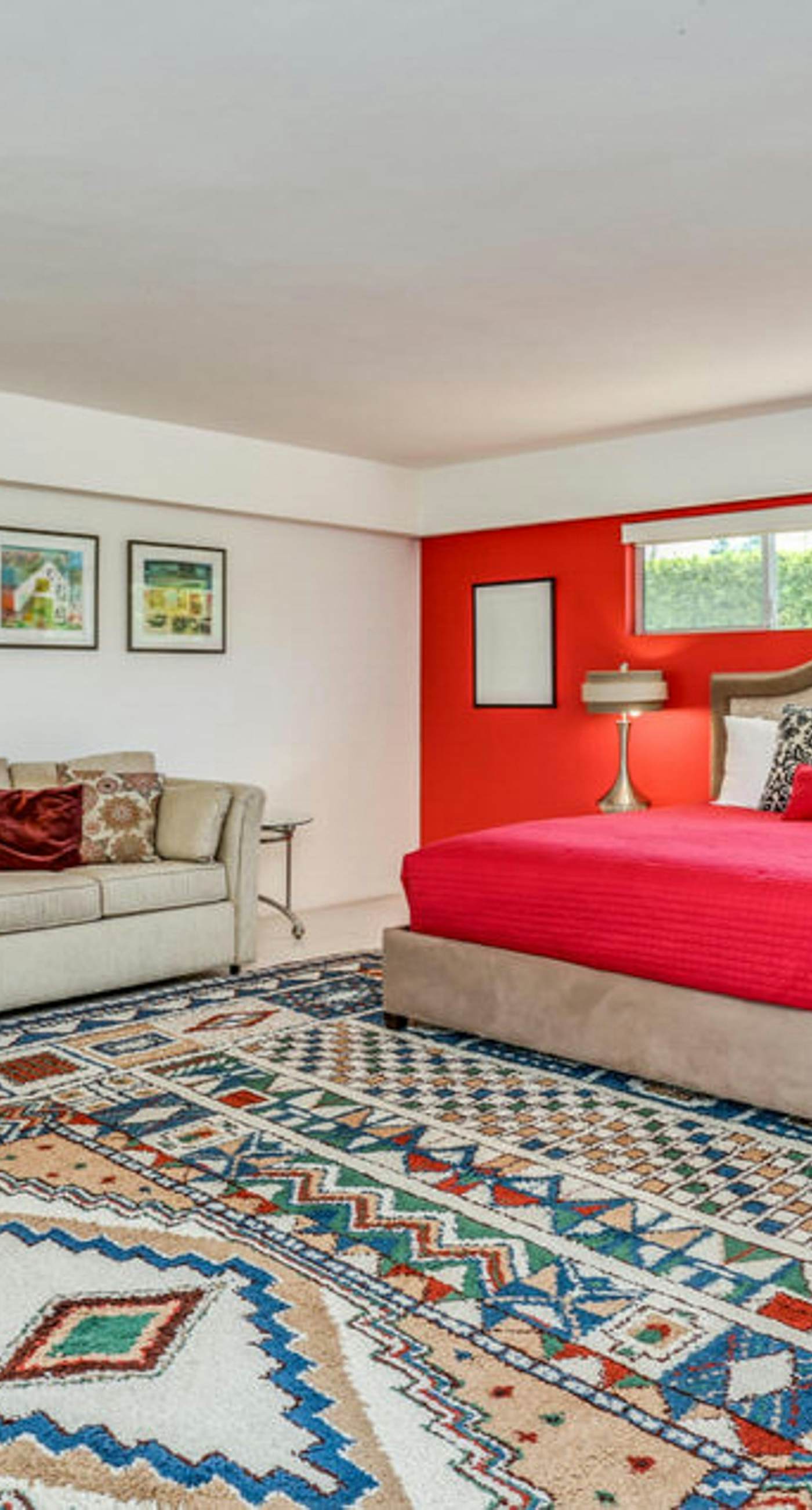 The Martini House - 380