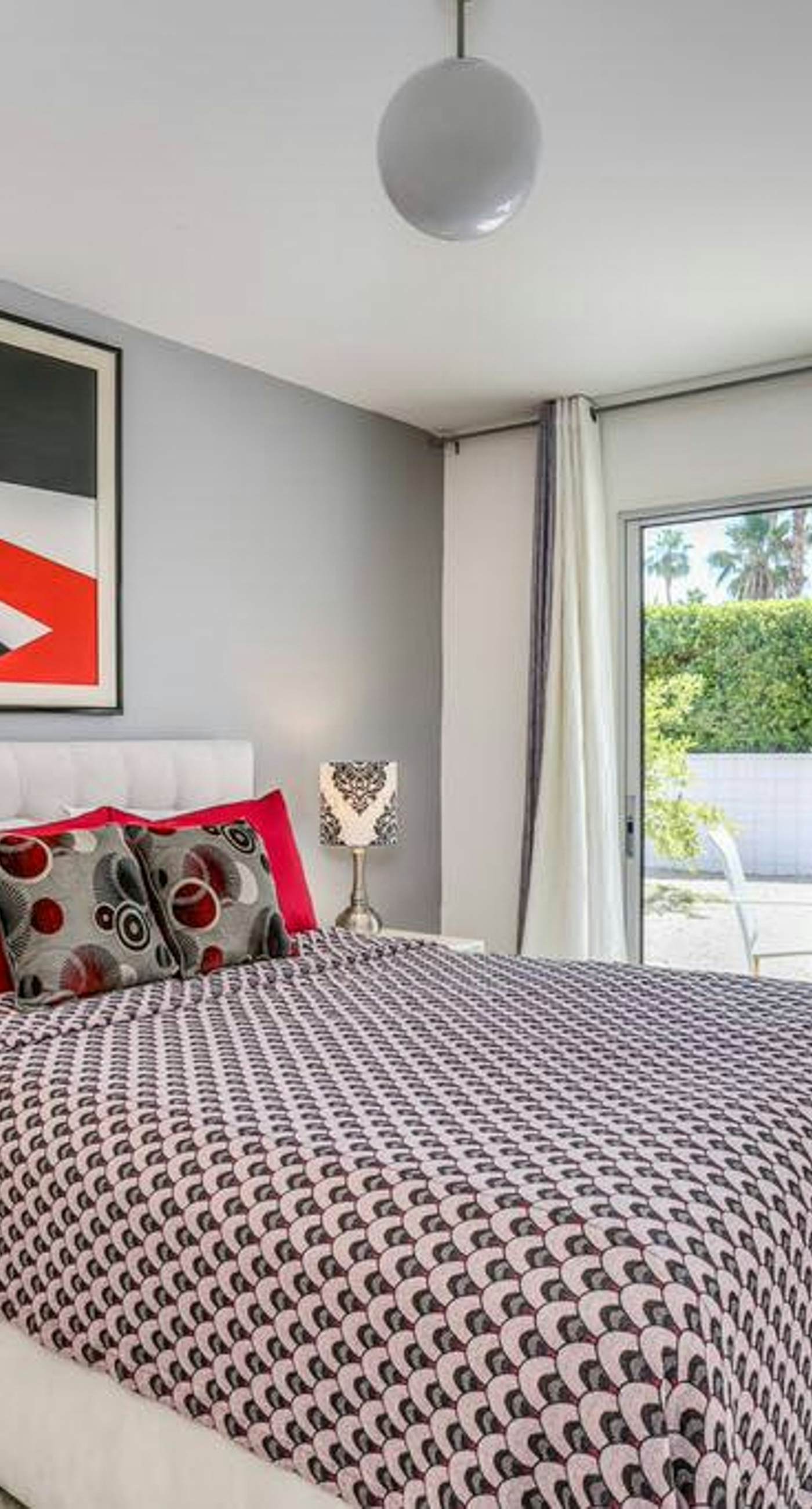 The Martini House - 380