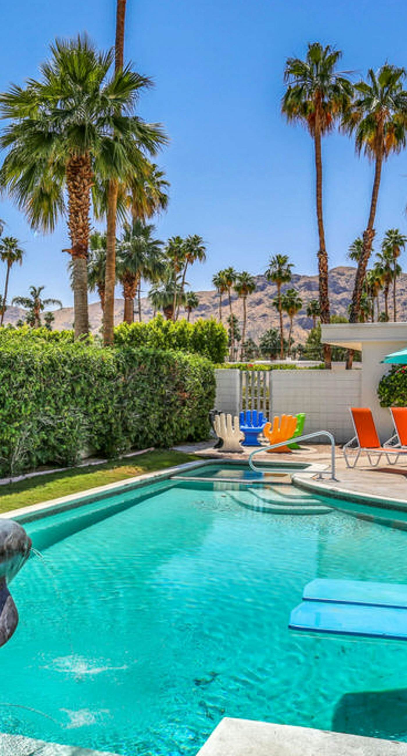 The Martini House - 380