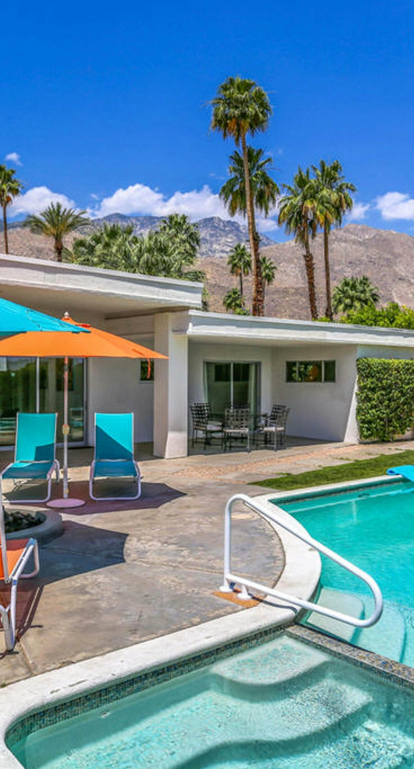 The Martini House - 380