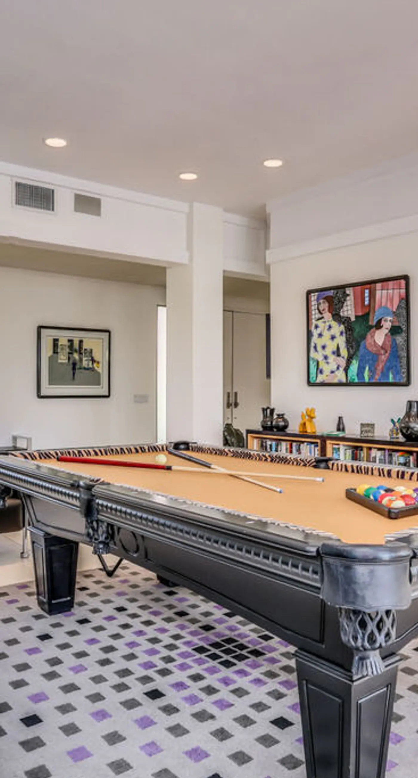 The Martini House - 380